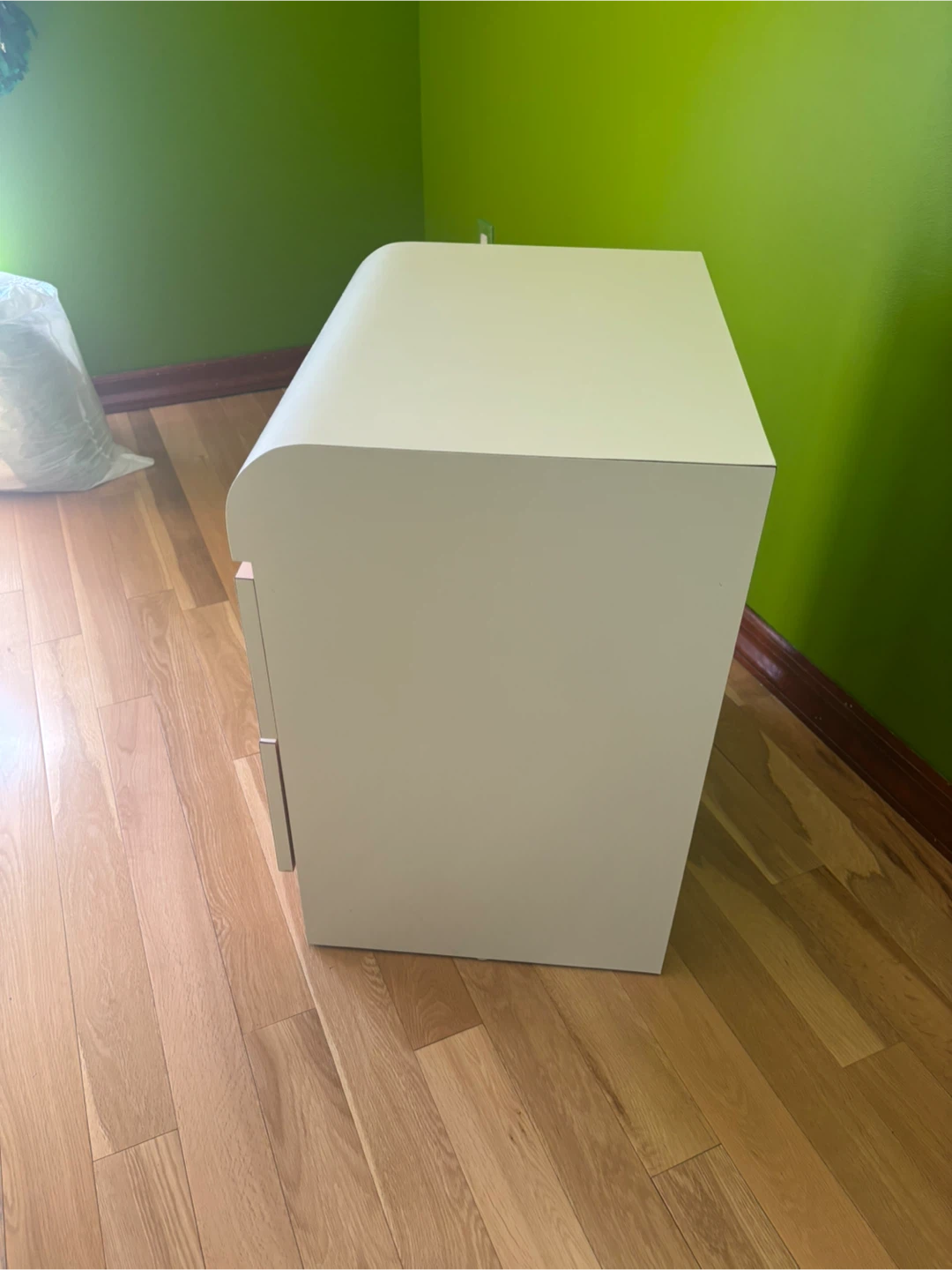 White 2-Drawer Dresser - photo 2