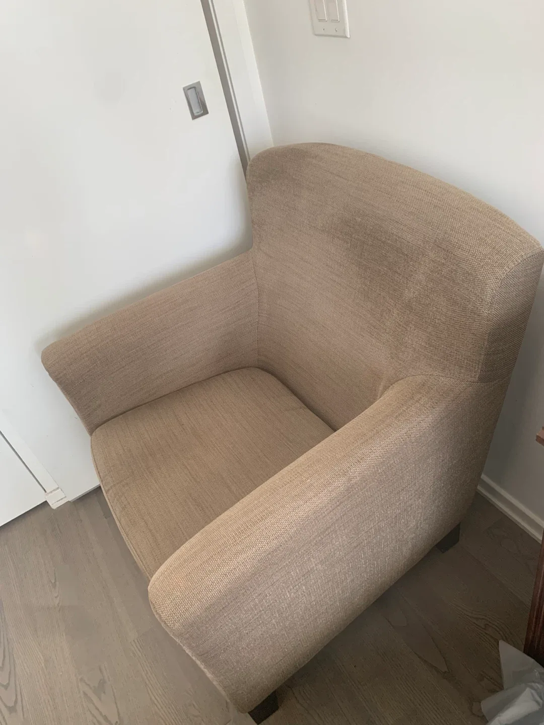 Comfortable Taupe Armchair image indicator(2)