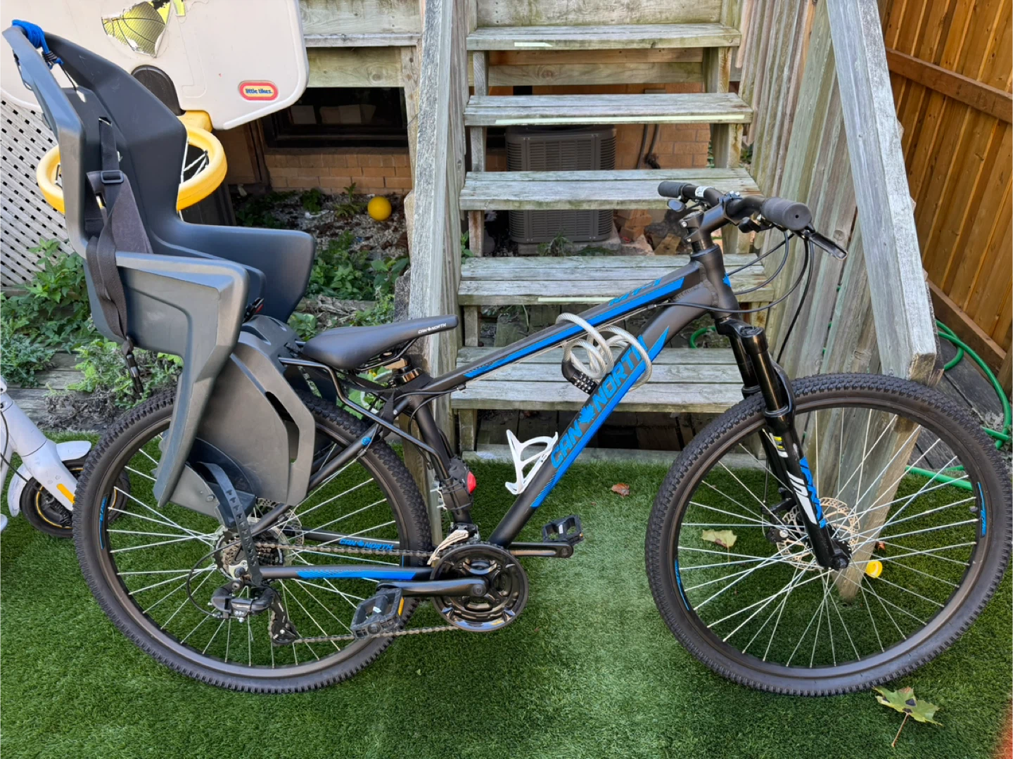 North MT-1 Mountain Bike with Child Seat