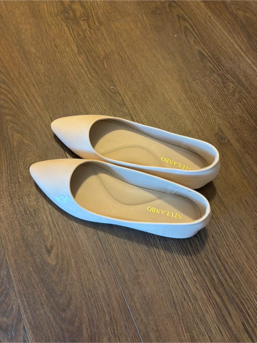 Cute Beige Flats