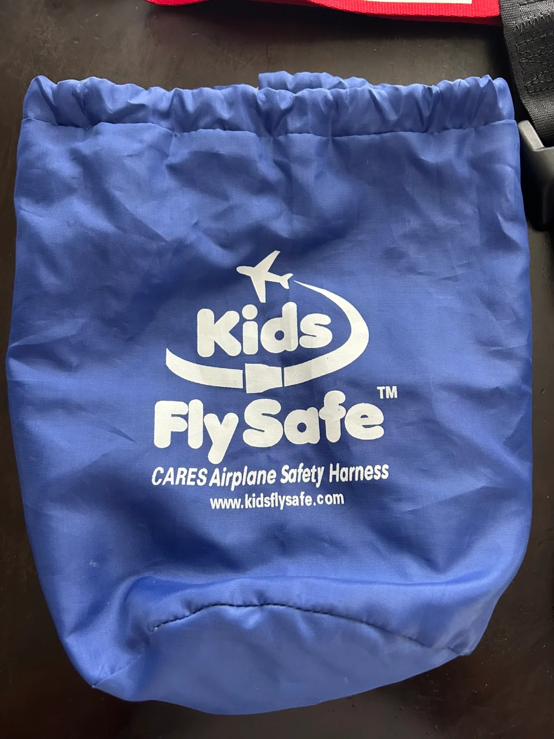 Kids Fly Safe CARES Airplane Safety Harness image indicator(5)
