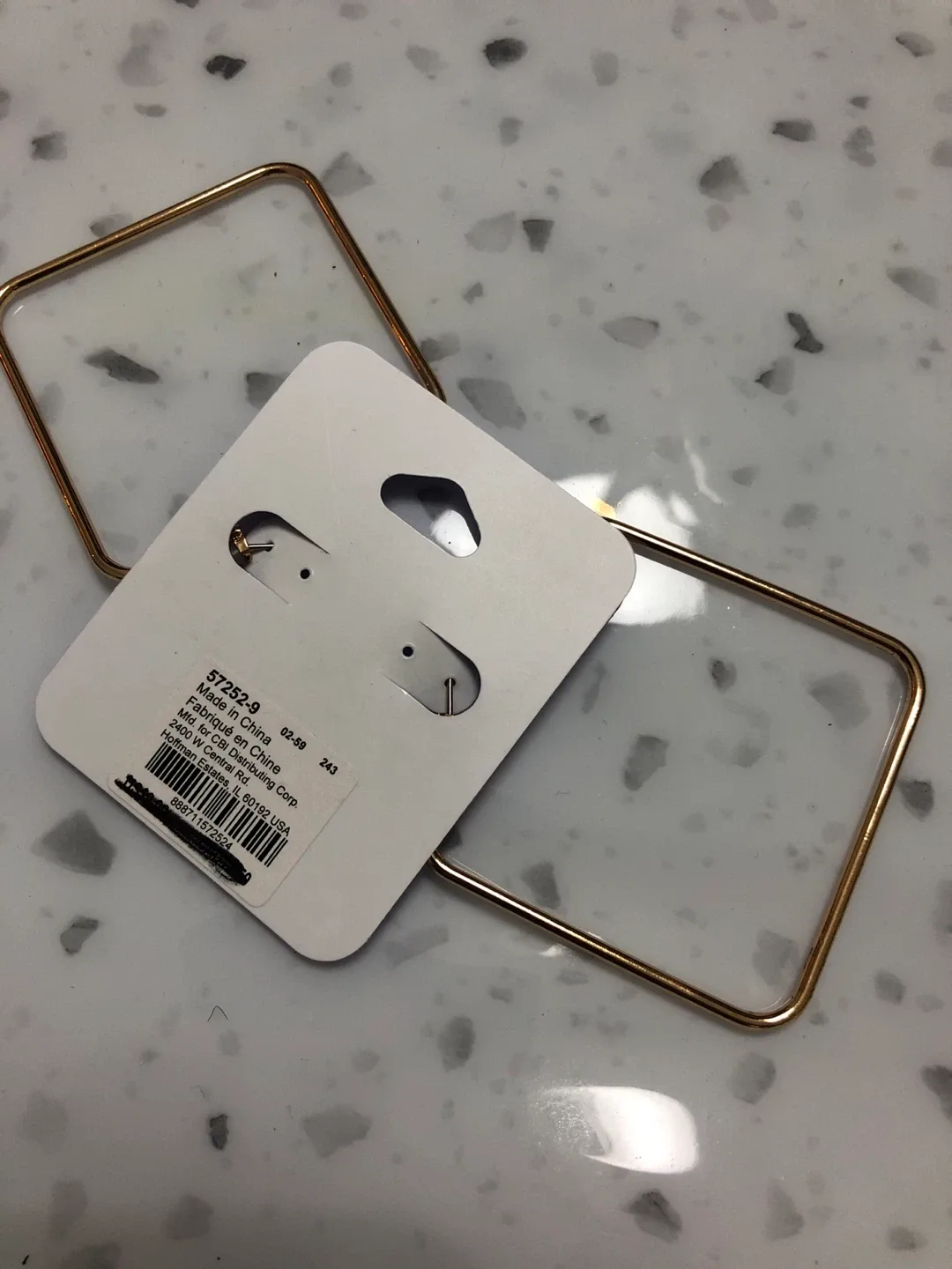 Claire's Square Hoop Earrings - Gold image indicator(2)