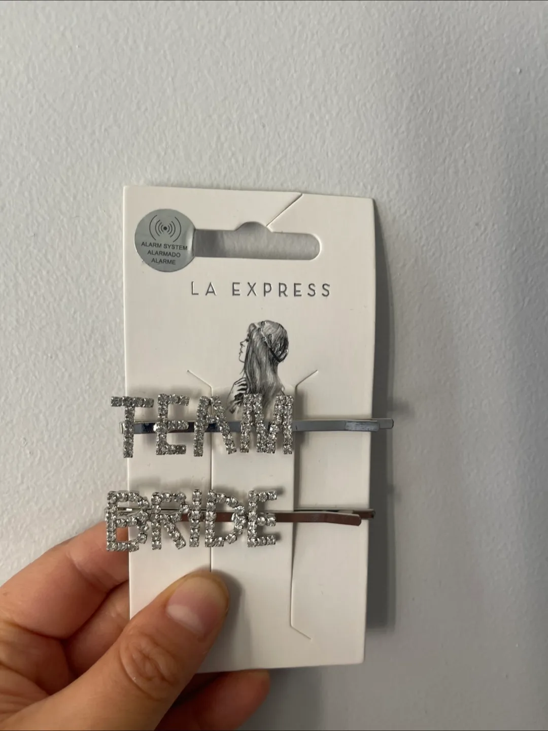 NEW - ‘TEAM BRIDE’ HAIR PINS image indicator(3)