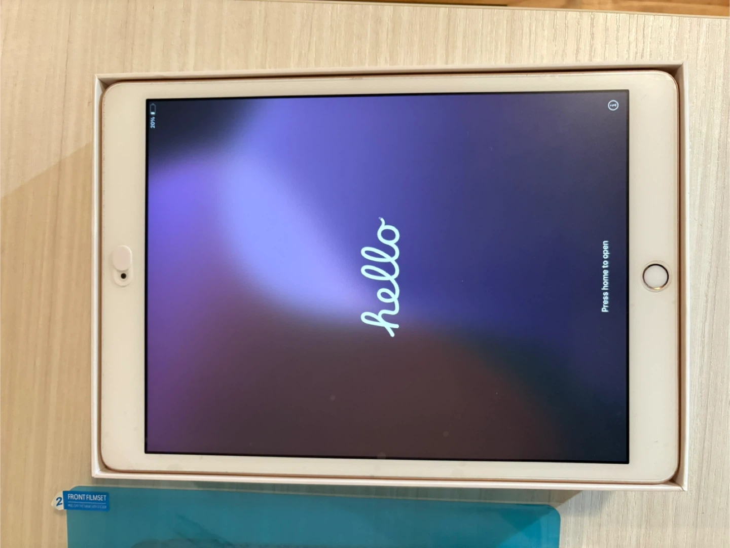 Apple iPad Gold - photo 4