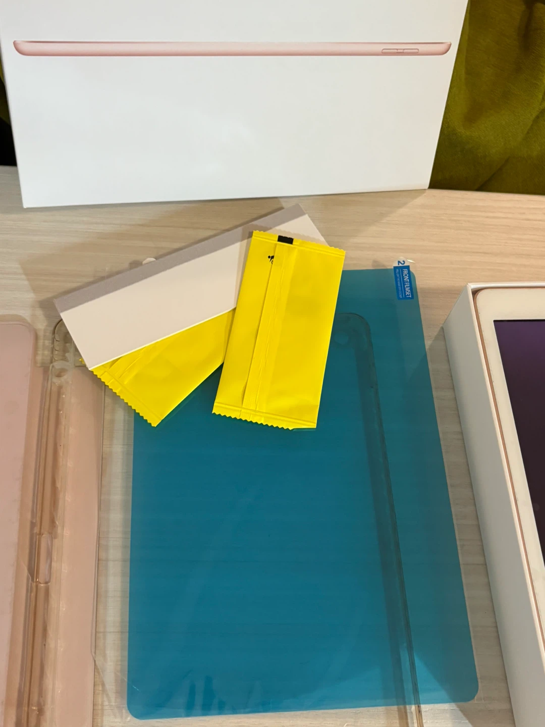 Apple iPad Gold - photo 5
