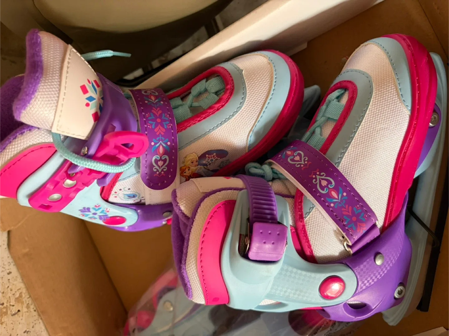 Disney Frozen Adjustable Inline & Ice Skates Y8-11 image indicator(3)