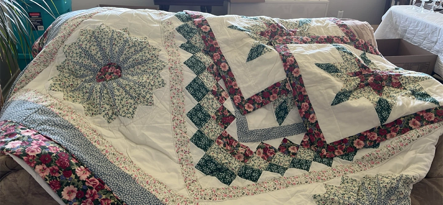 Floral Quilt - photo 2