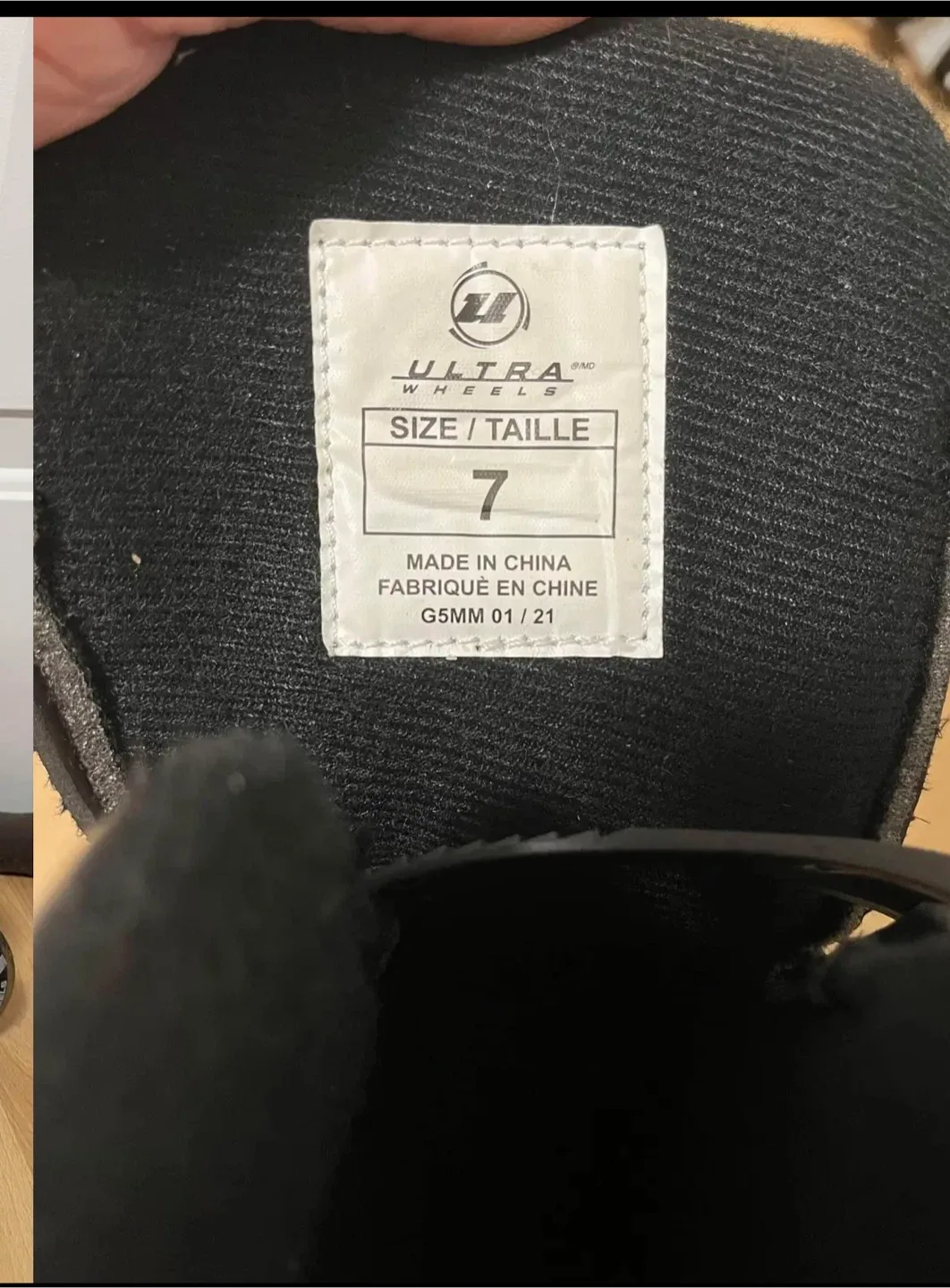 Ultra Wheels Inline Skates - Size 7 image indicator(2)