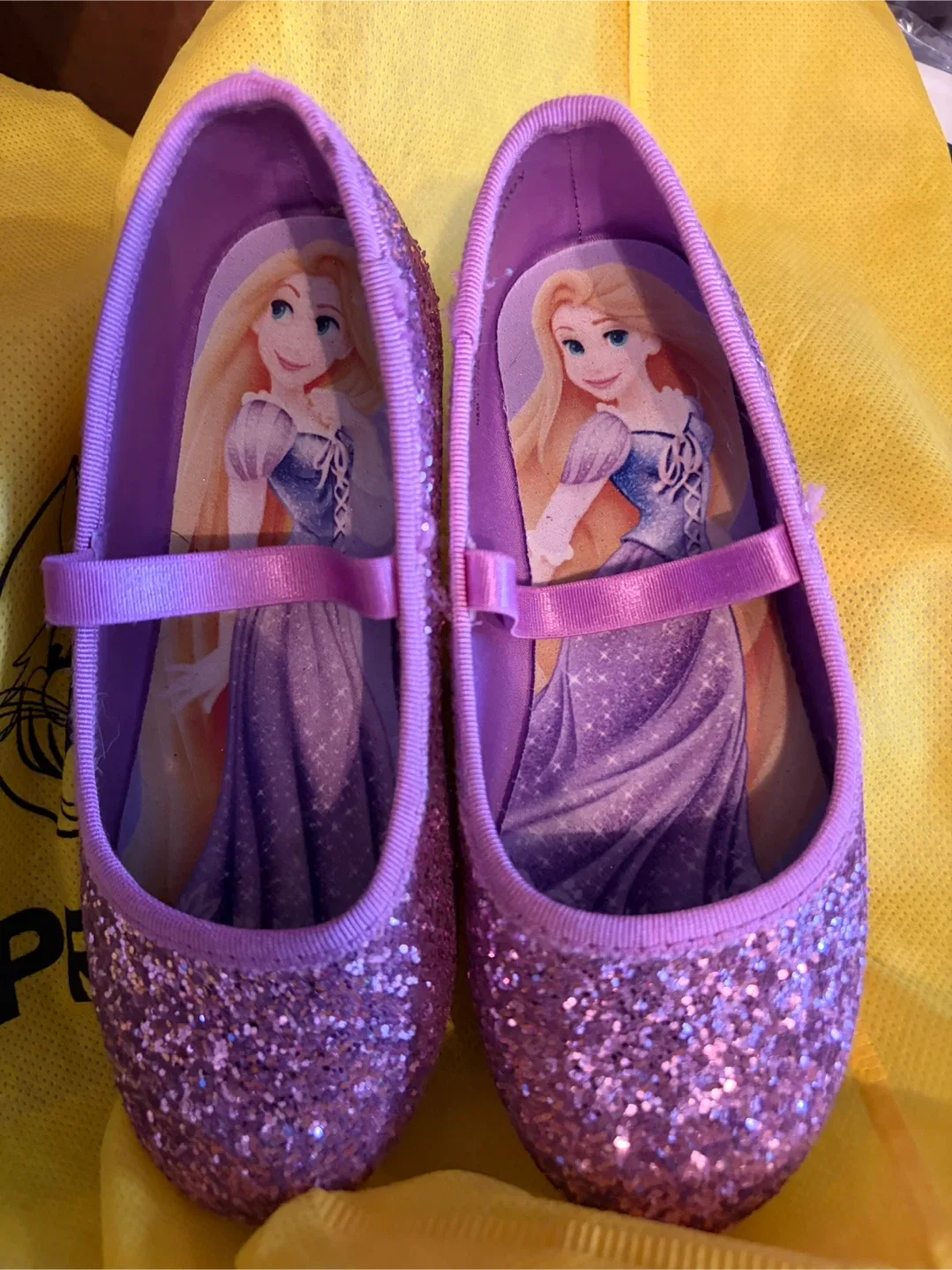H&M Girl's Glitter Ballet Flats - Size 28 thumbnail