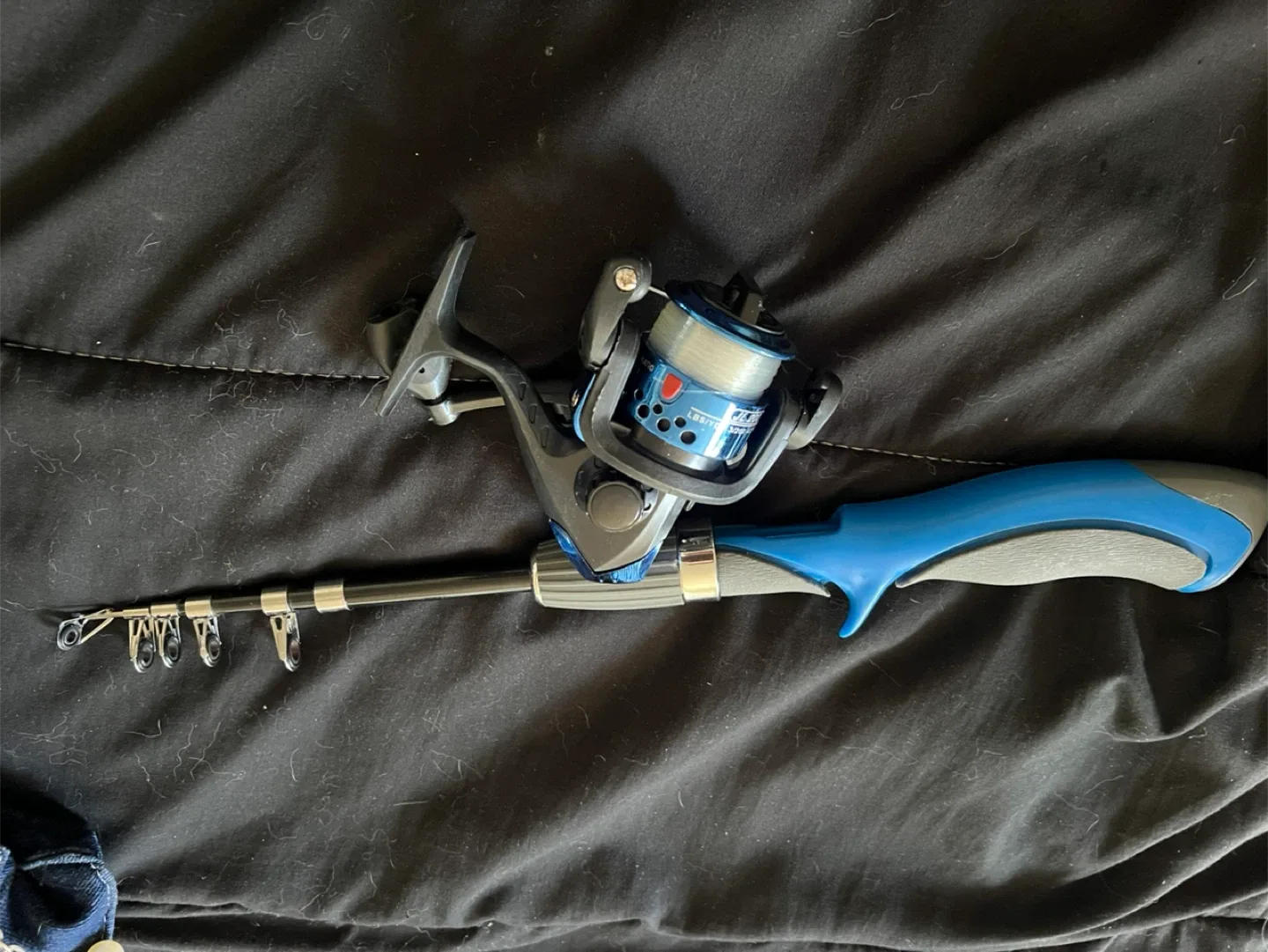 Telescopic Fishing Rod and Reel Combo image indicator(4)