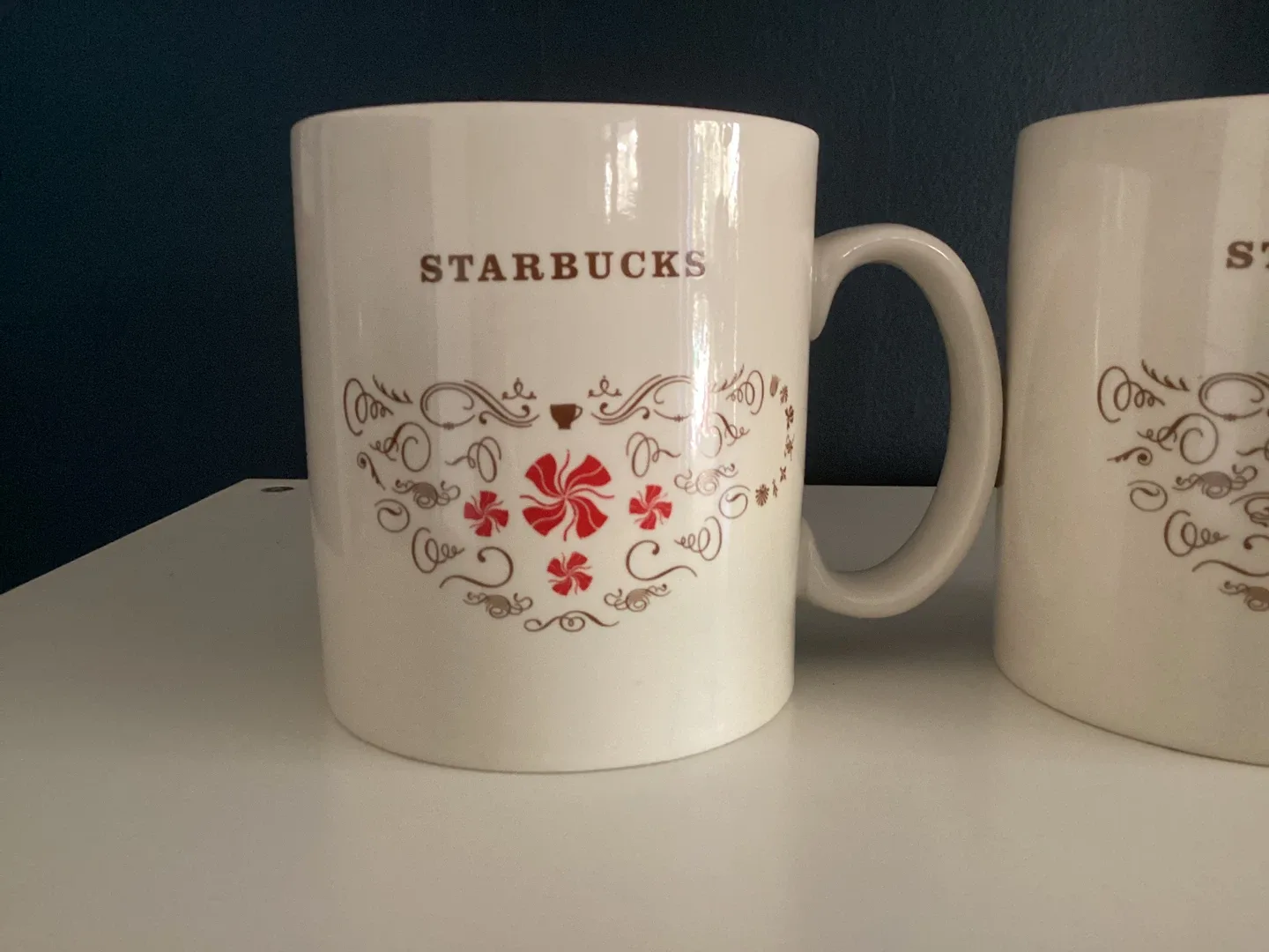 Collectible Set of Two Starbucks Squiggle Mugs 🥕 image indicator(3)