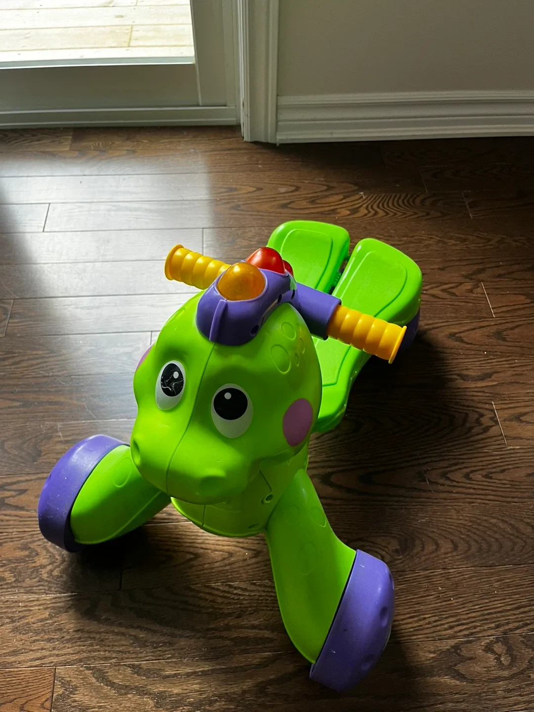 Fisher-Price Green Dinosaur Ride-On Toy image indicator(3)