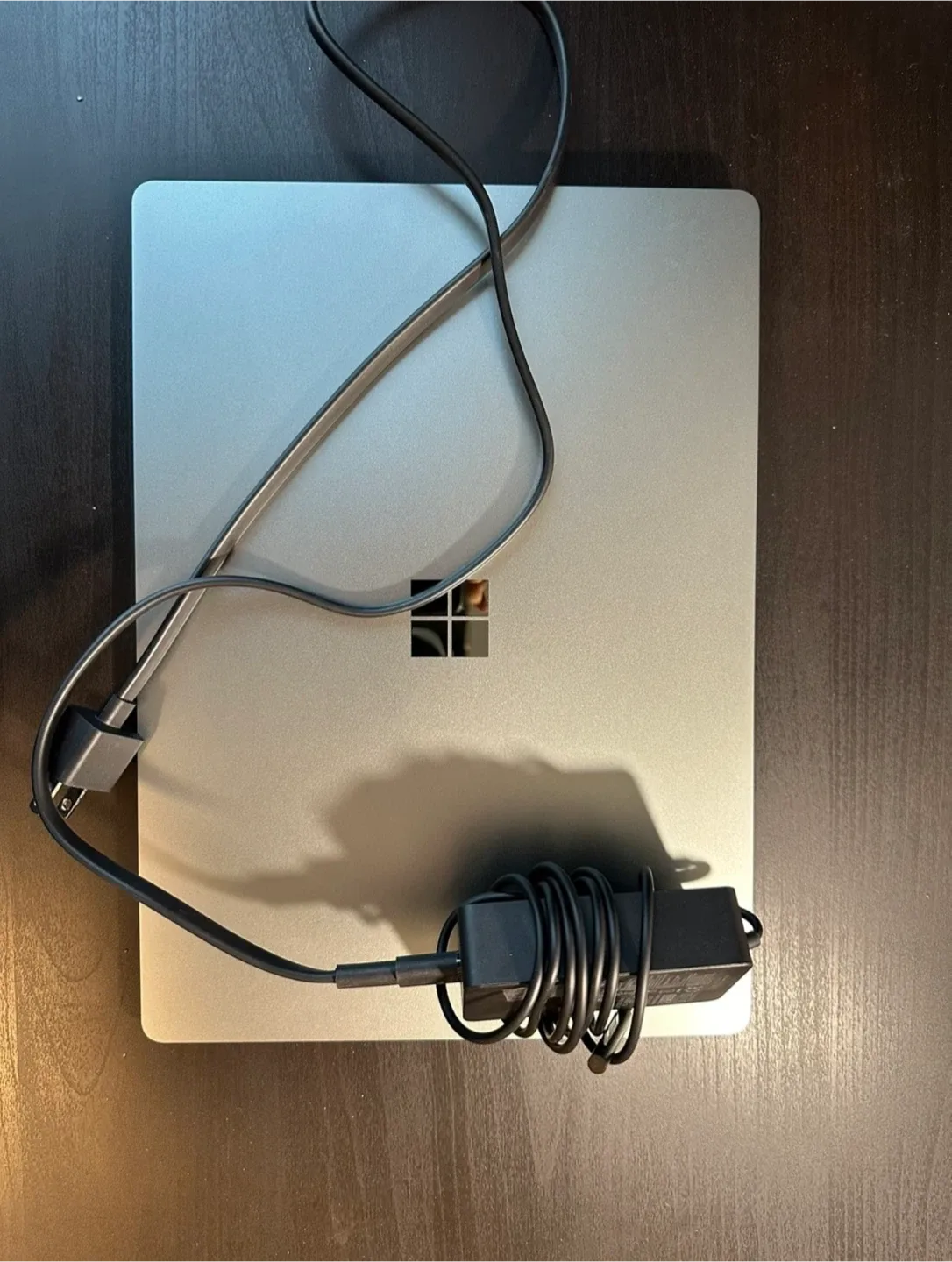 Surface laptop 5 sage, 13.5 inch 12th Gen intel core i5, 8/512GB image indicator(2)