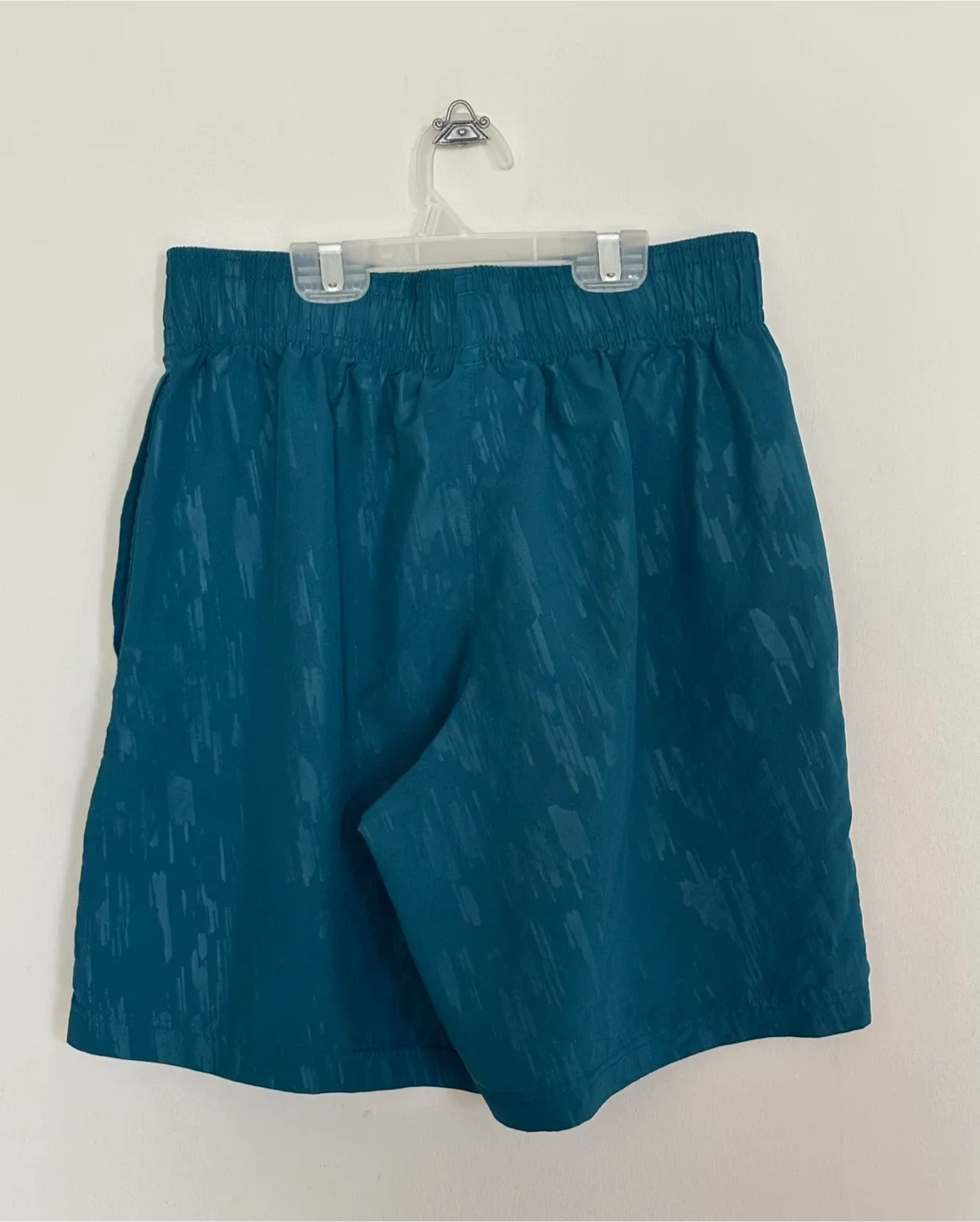 Under Armour athletic men’s shorts Size M image indicator(2)