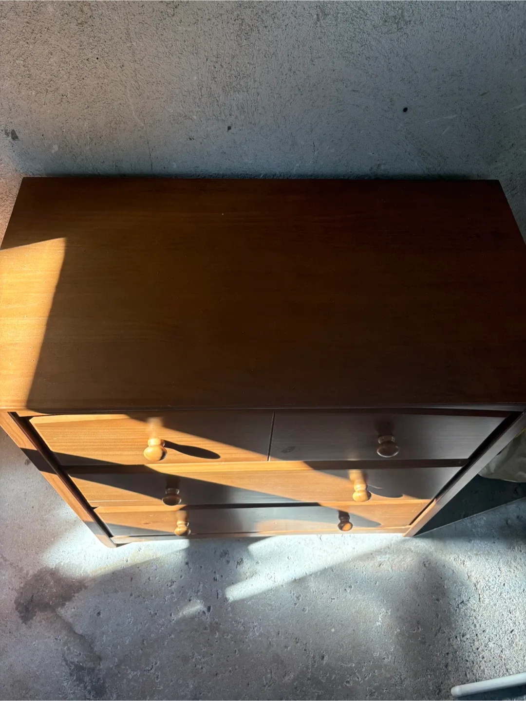 Wooden Dresser with 3 Drawers image indicator(3)