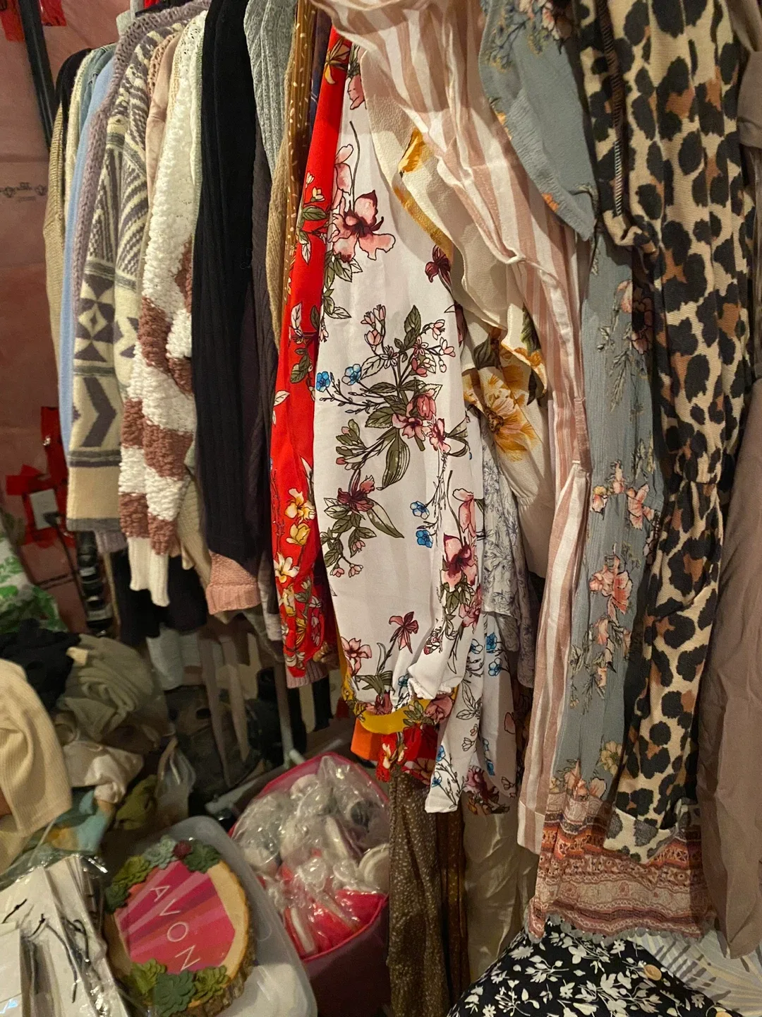 This & That Clothing - Variety of Styles image indicator(4)