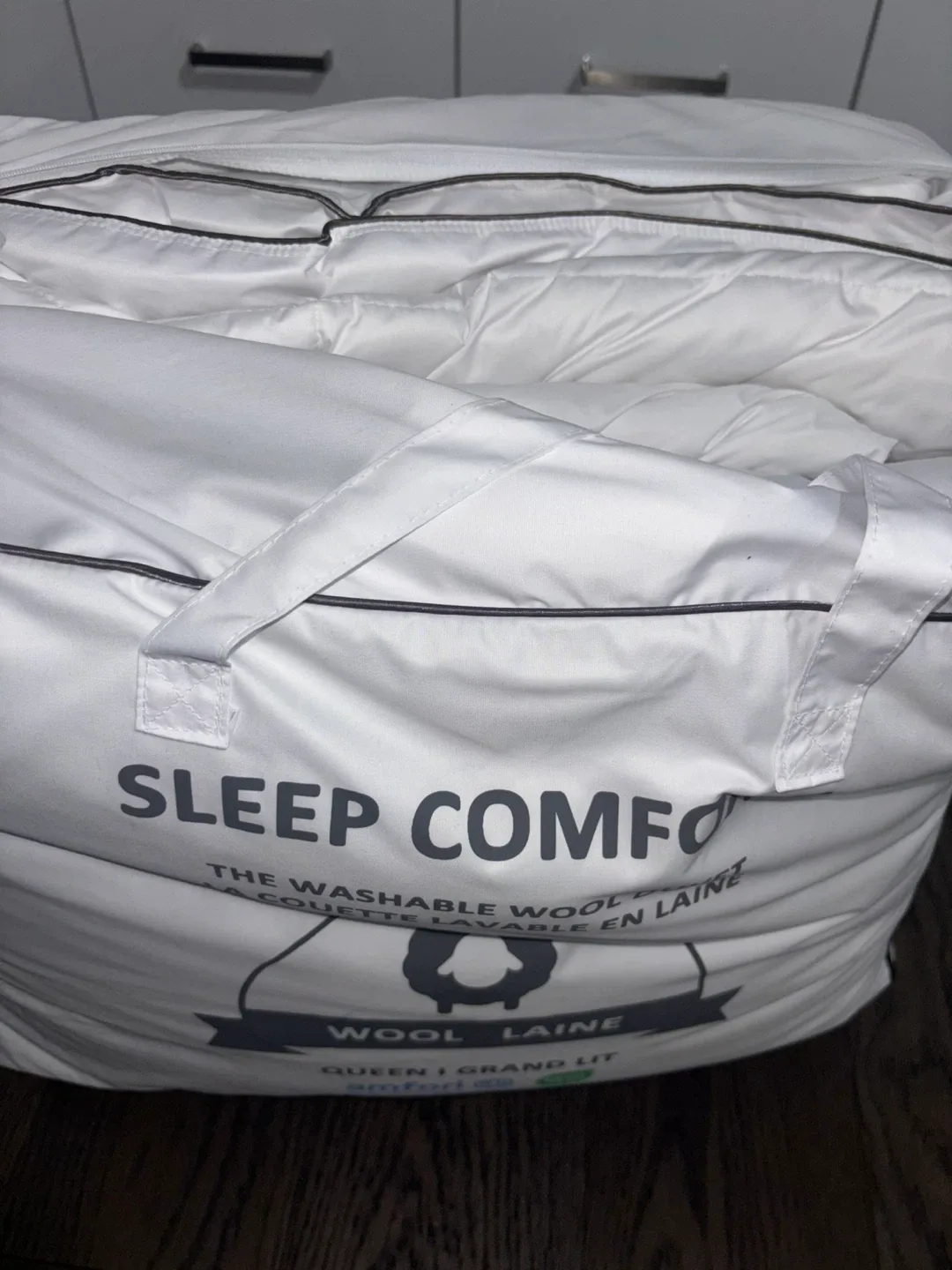 Washable Wool Duvet - Queen & King Sizes Available image indicator(3)