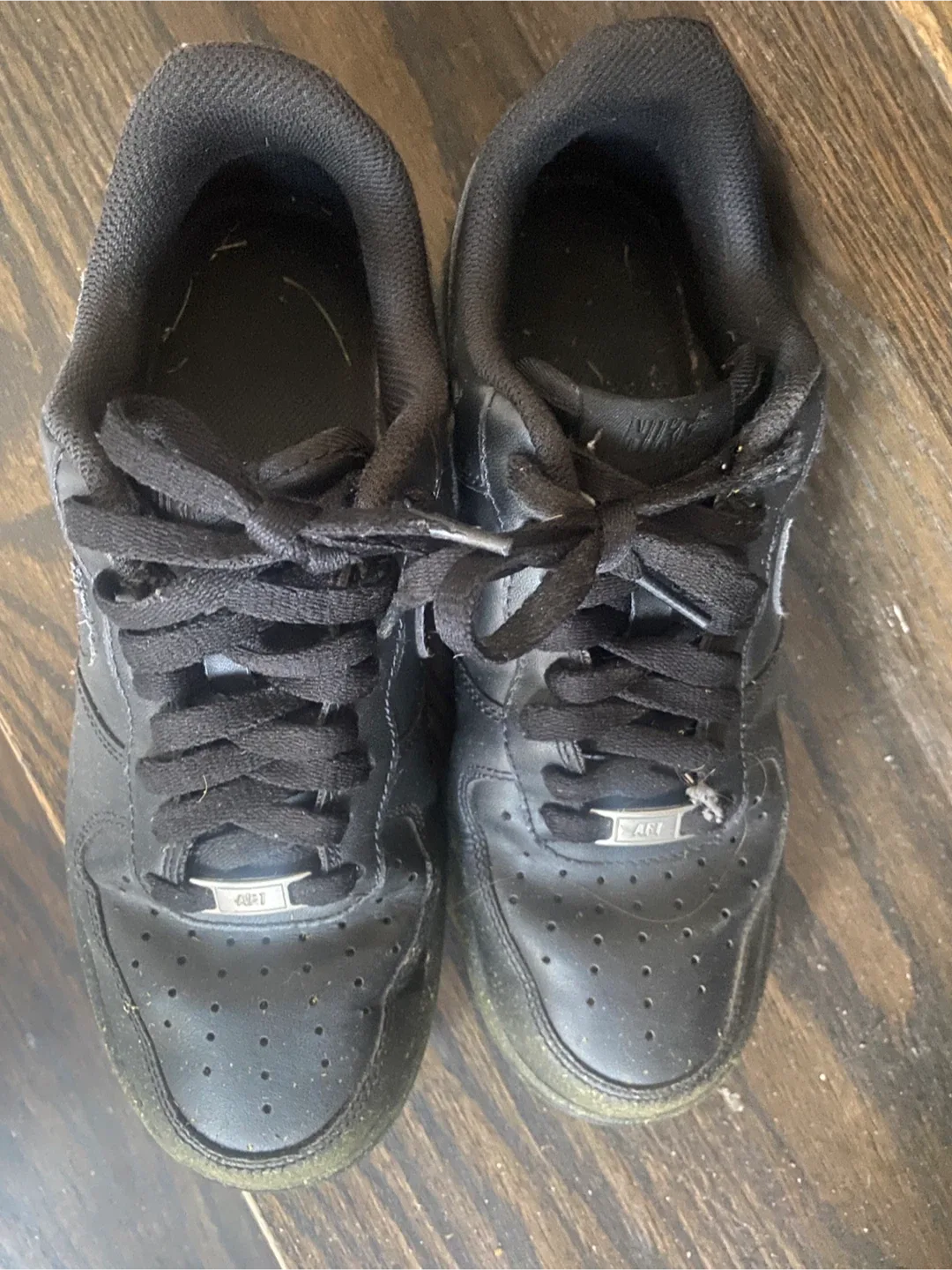 Nike Air Force 1 Low Black Size 9.5 image indicator(2)