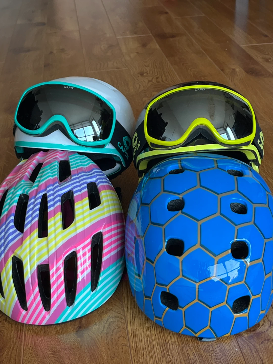 Kid’s  sports helmets 4 pcs