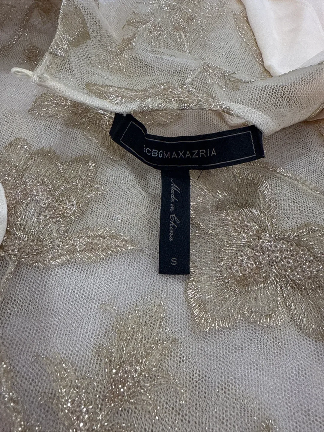 BCBGMAXAZRIA Beige Floral Ruffle Blouse - Size S image indicator(2)