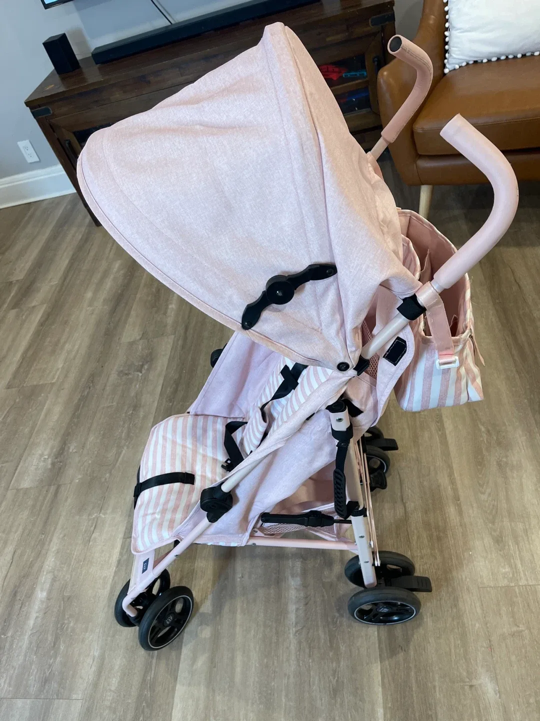 Delta Children GAP Pink Stroller image indicator(5)