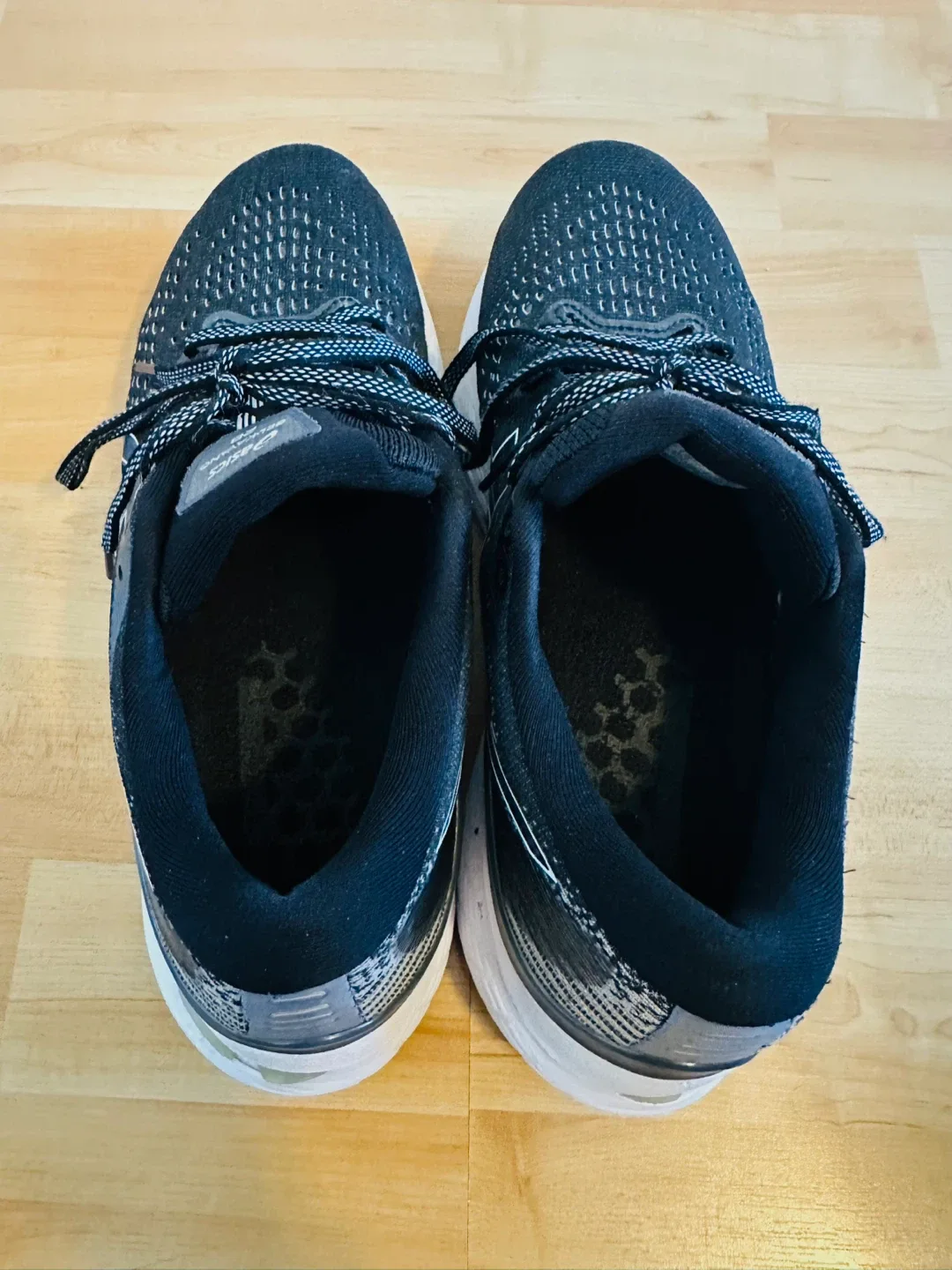 Asics Gel Kayano 28 Running Shoes - US 9.5 image indicator(6)