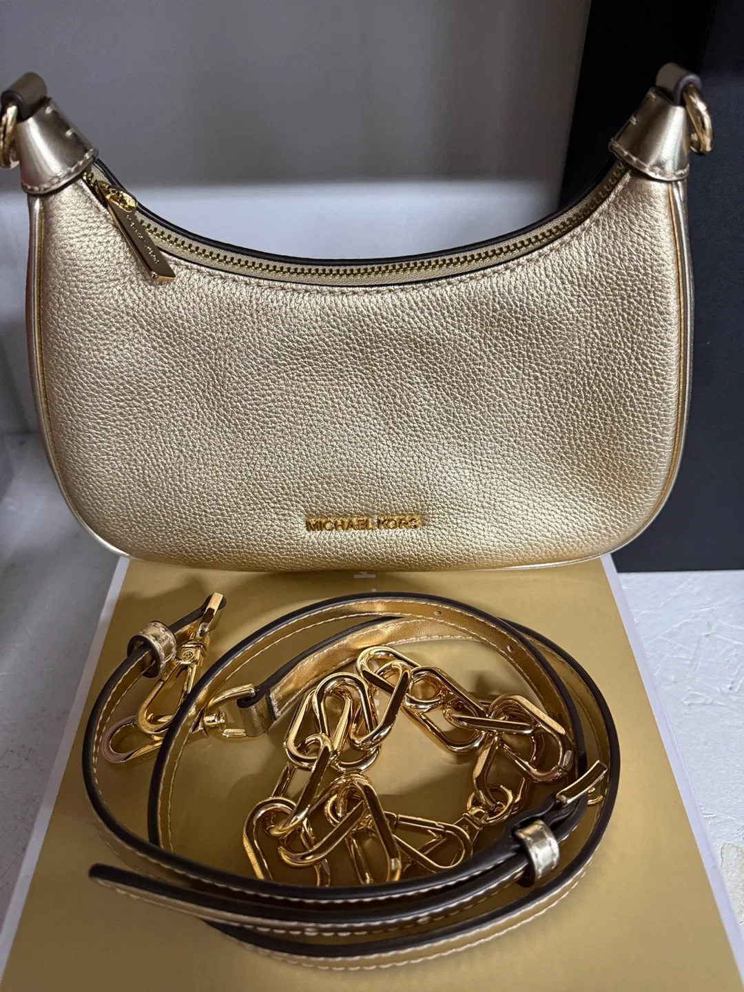 Michael Kors Gold Leather Handbag & Heels - Size 8 image indicator(4)