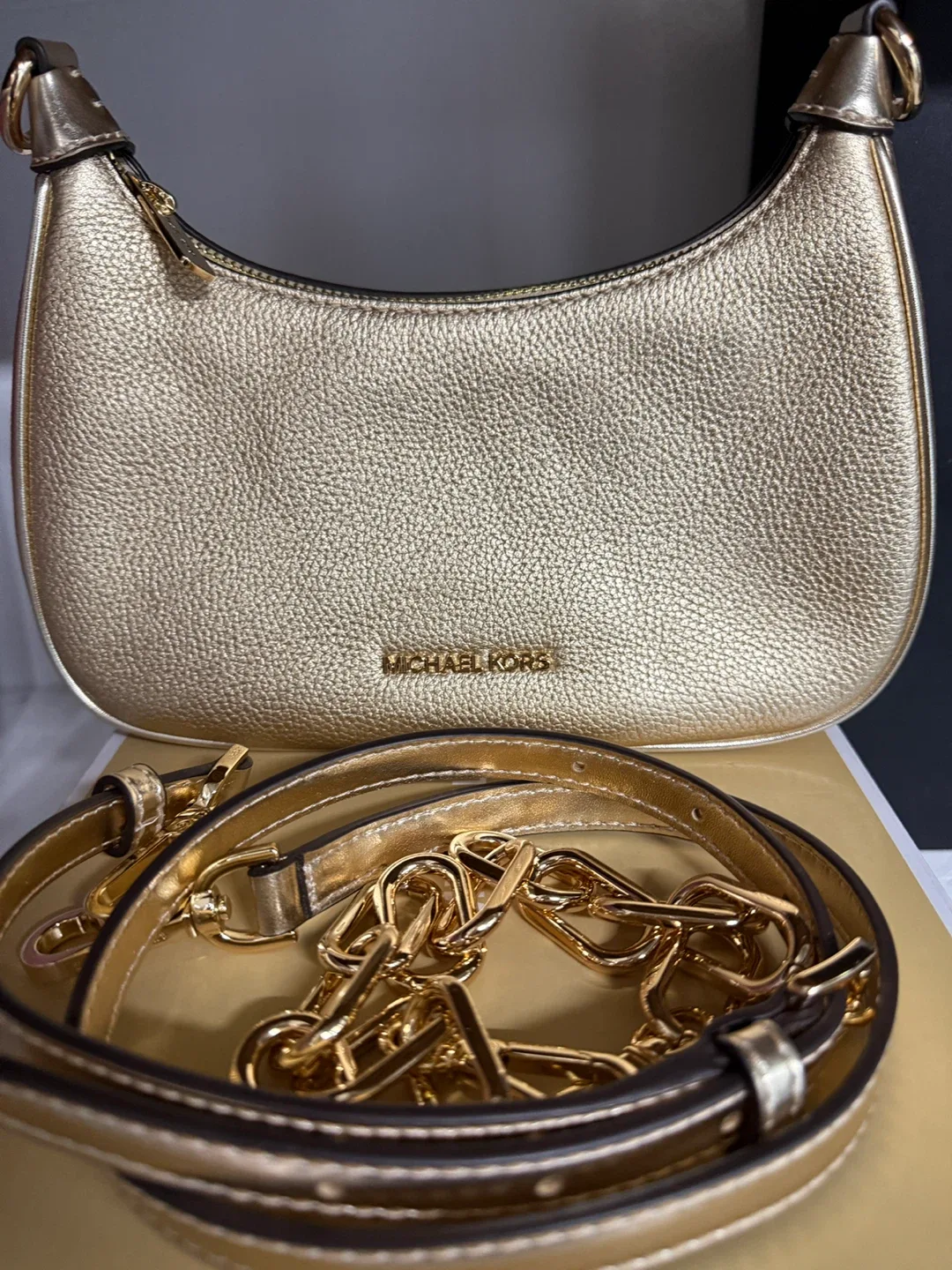 Michael Kors Gold Leather Handbag & Heels - Size 8 image indicator(5)