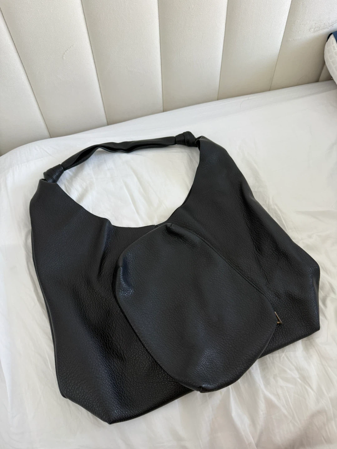 Anthropologie The Love Knot Slouchy Tote Bag - Black - photo 3