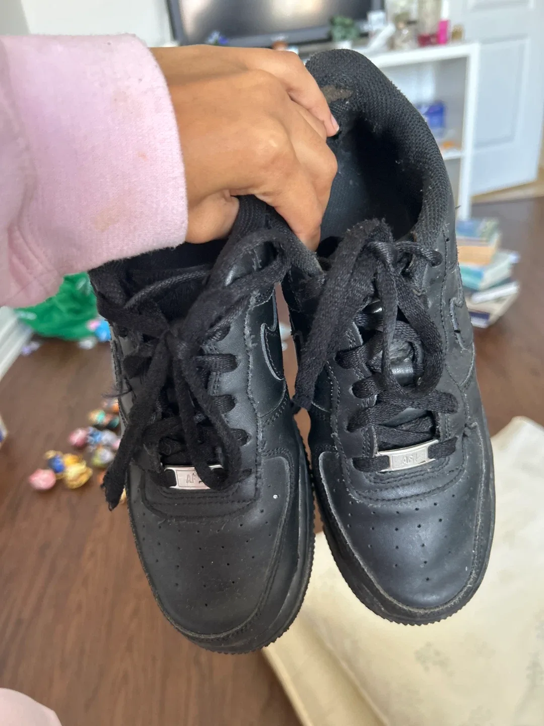 Nike Air Force 1 Black Sneakers image indicator(2)