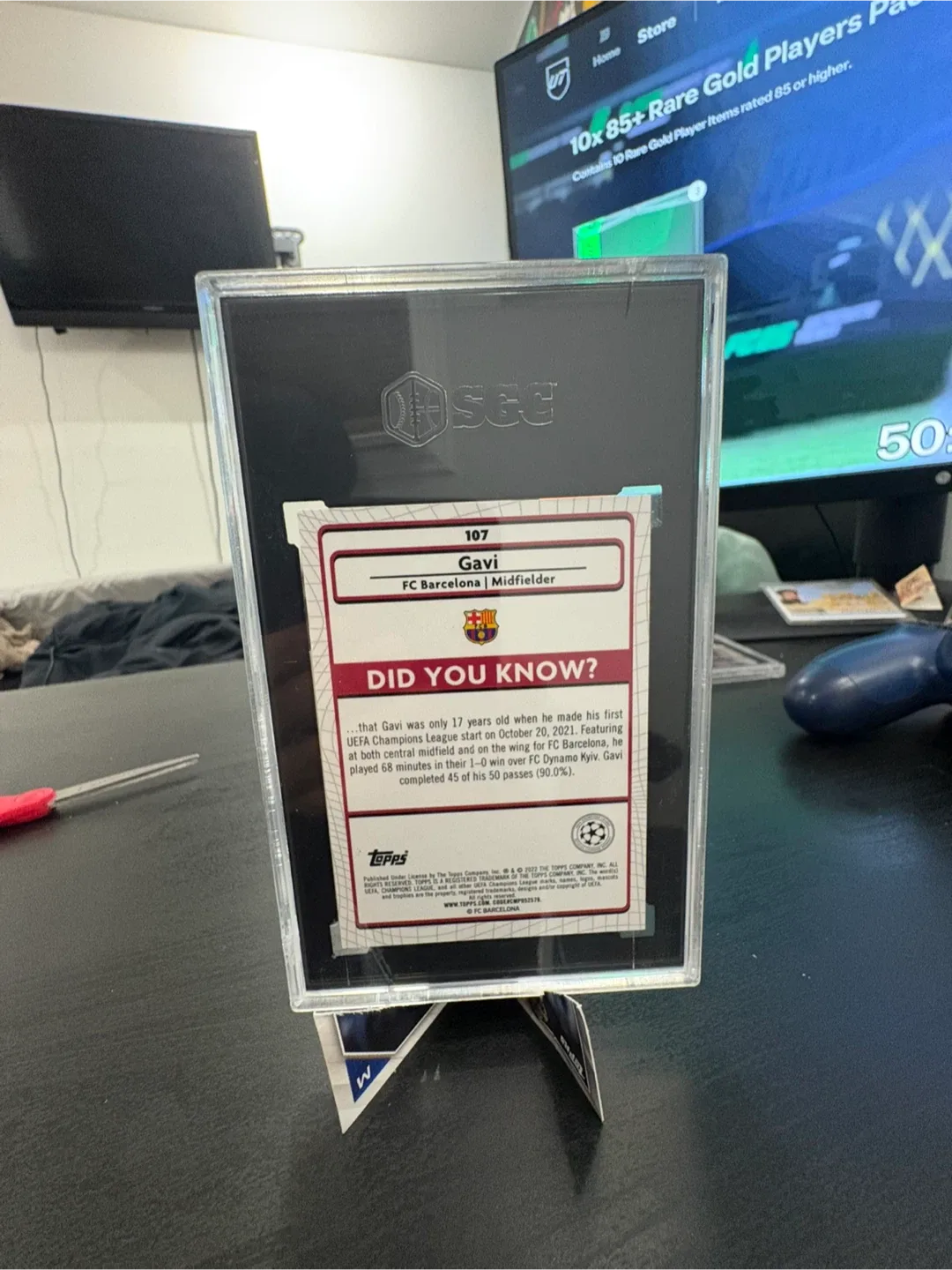 Soccer cards image indicator(2)