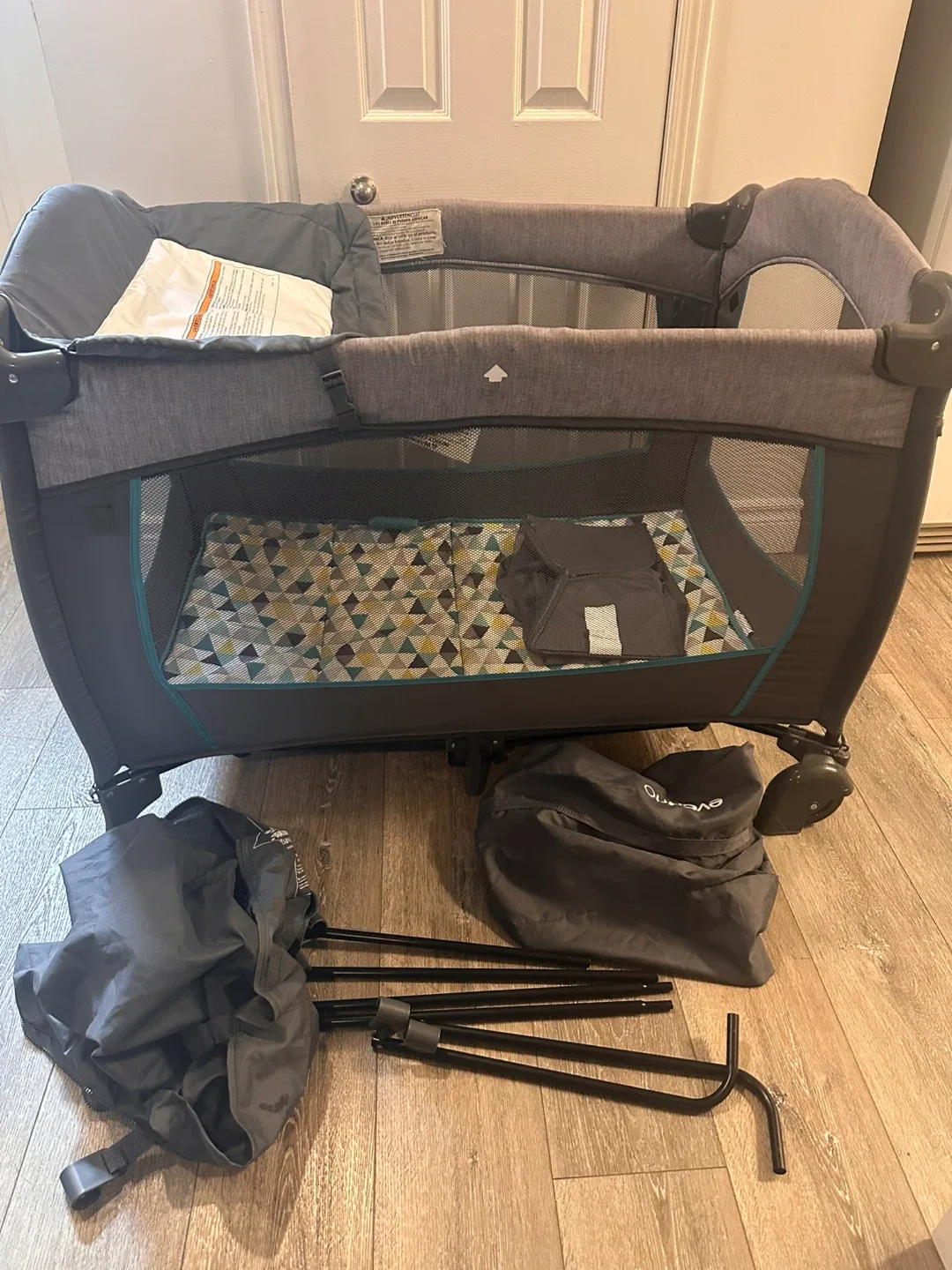 Evenflo Portable Playard image indicator(5)