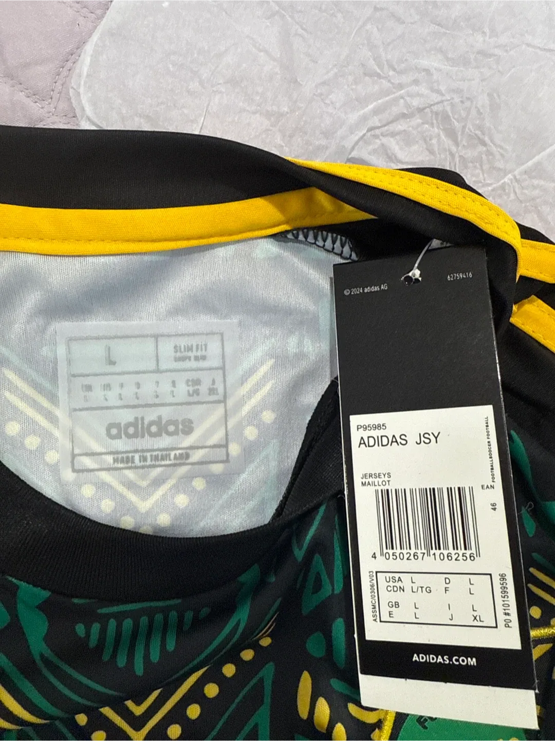 New Adidas Jamaica 2024 Reggae Boyz Jersey - Size L image indicator(4)