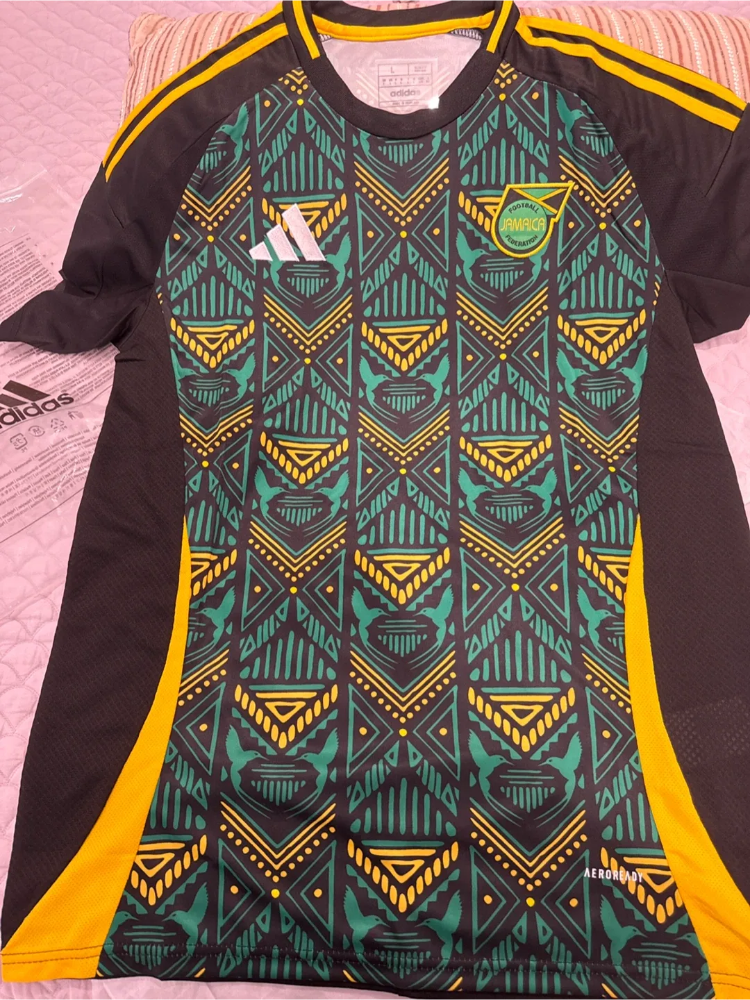 New Adidas Jamaica 2024 Reggae Boyz Jersey - Size L image indicator(2)