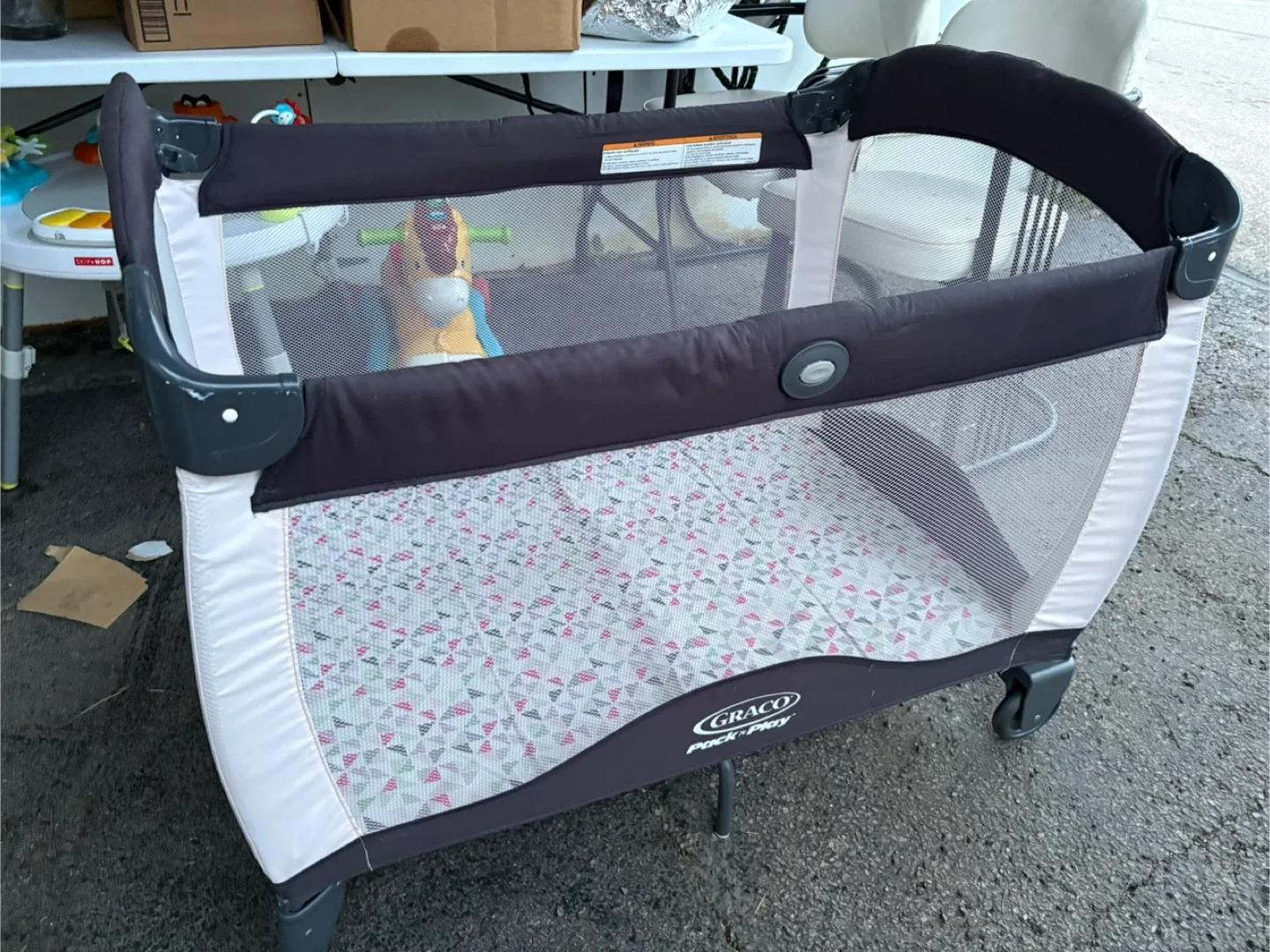 Graco Pack 'n Play Portable Playard image indicator(3)