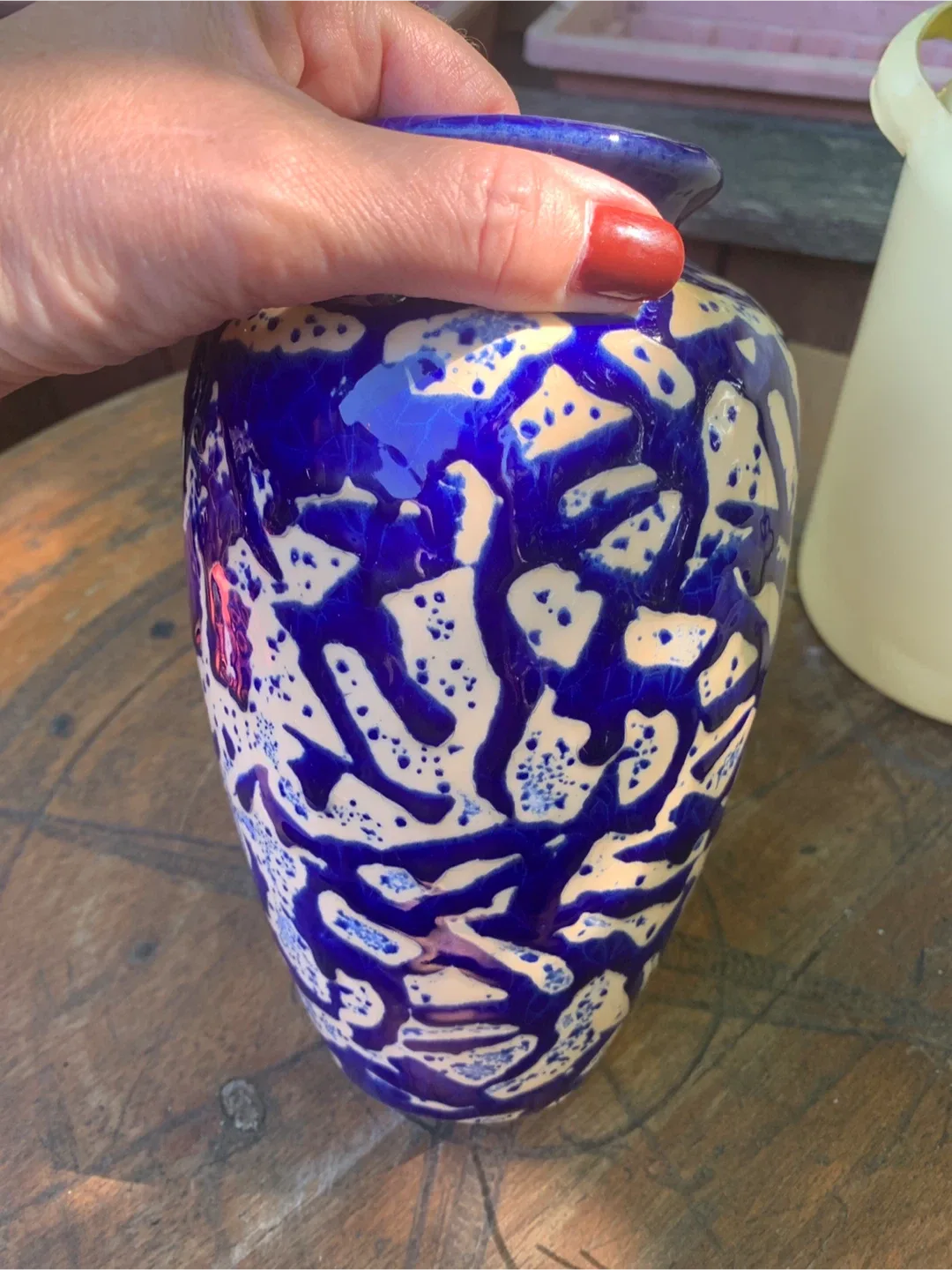 Blue & White Patterned Ceramic Vase 🧡 image indicator(6)