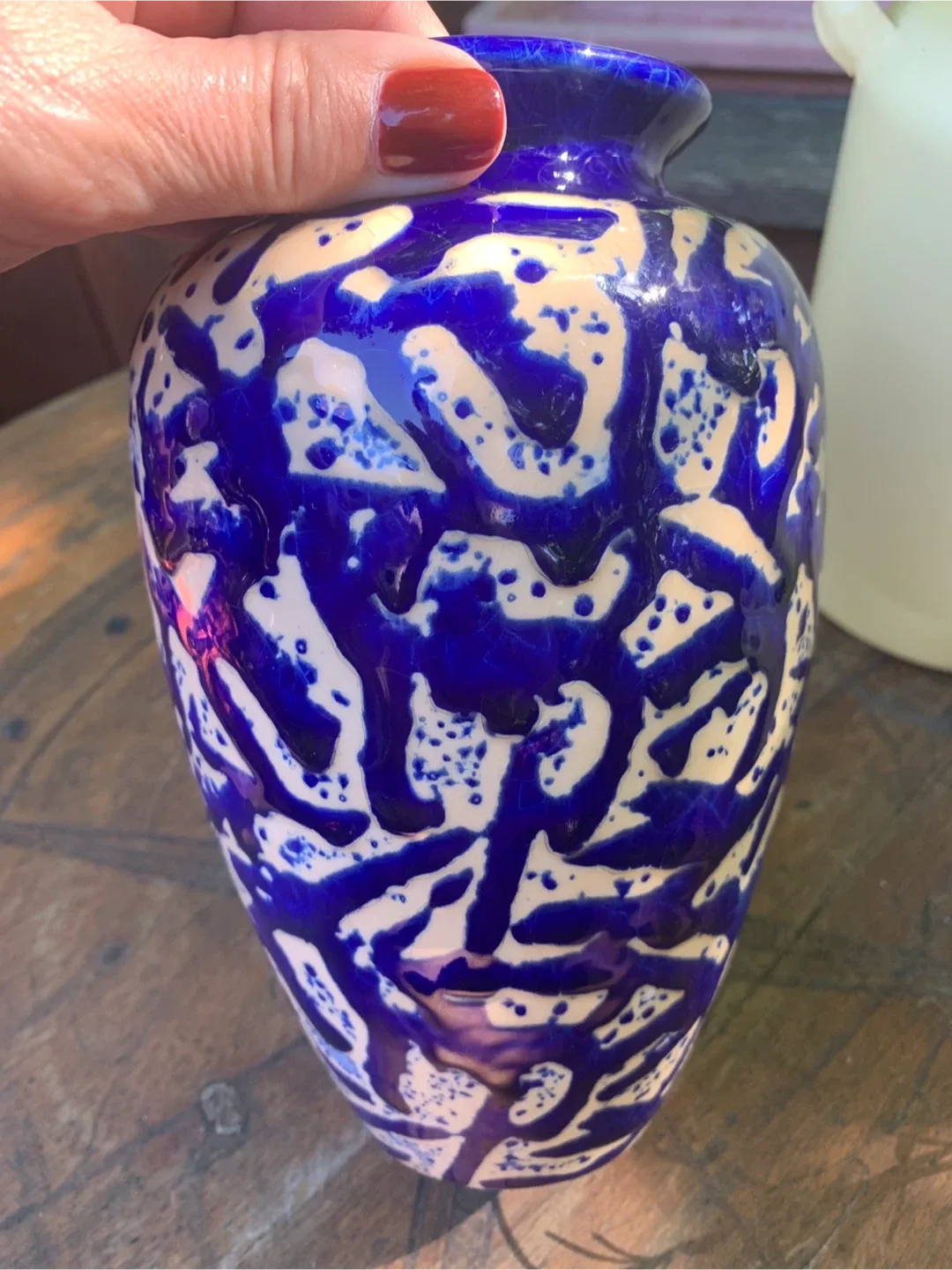 Blue & White Patterned Ceramic Vase 🧡 image indicator(7)
