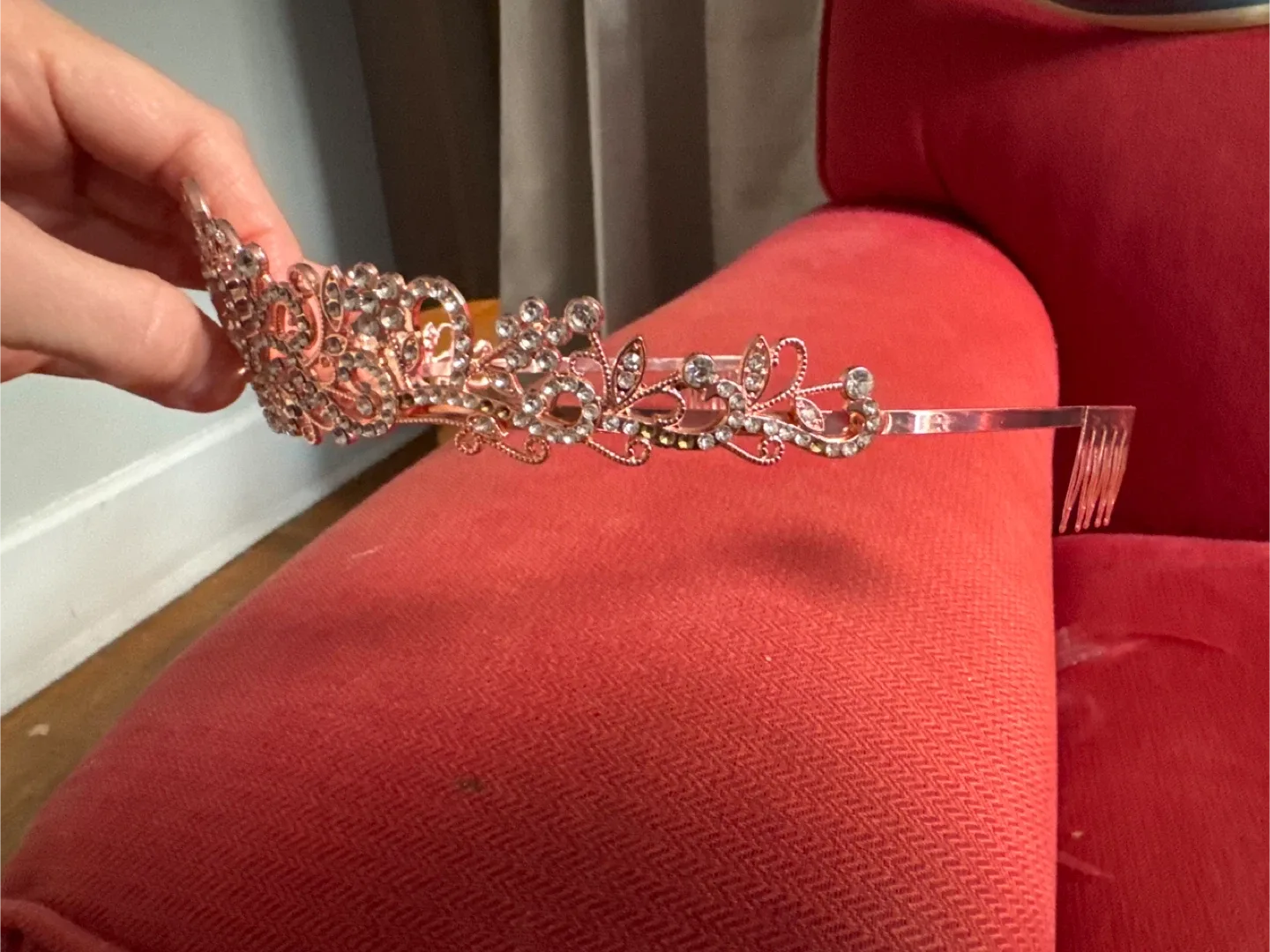 Rose Gold Rhinestone Tiara image indicator(3)