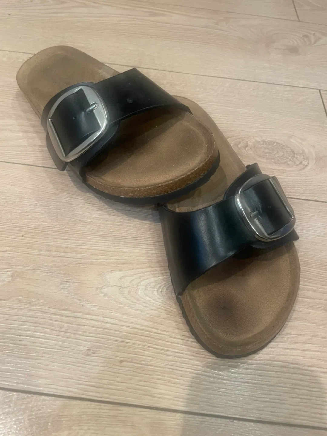 Time and Tru Black Slides - Size 8 thumbnail