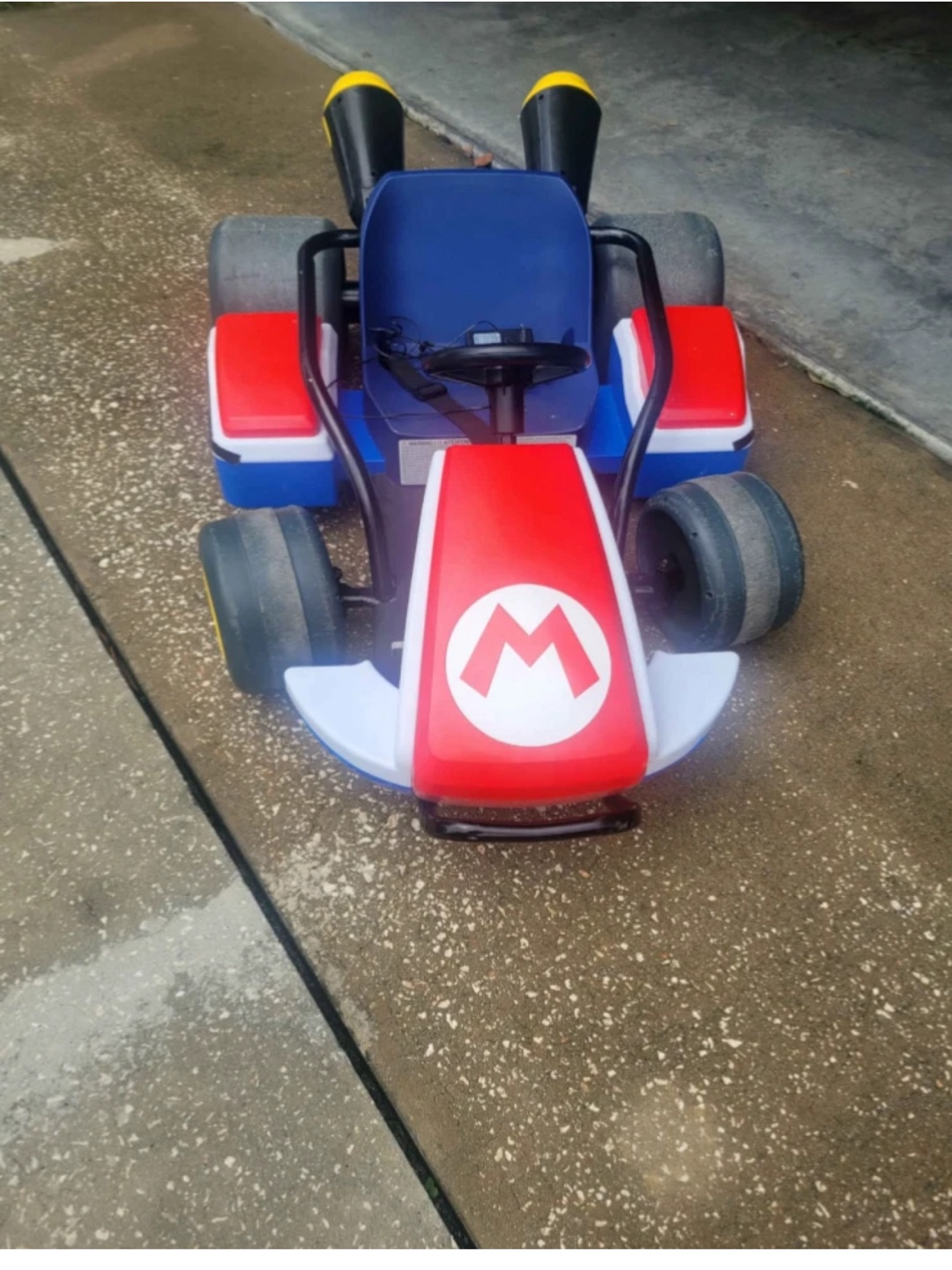 Mario Kart Ride-On