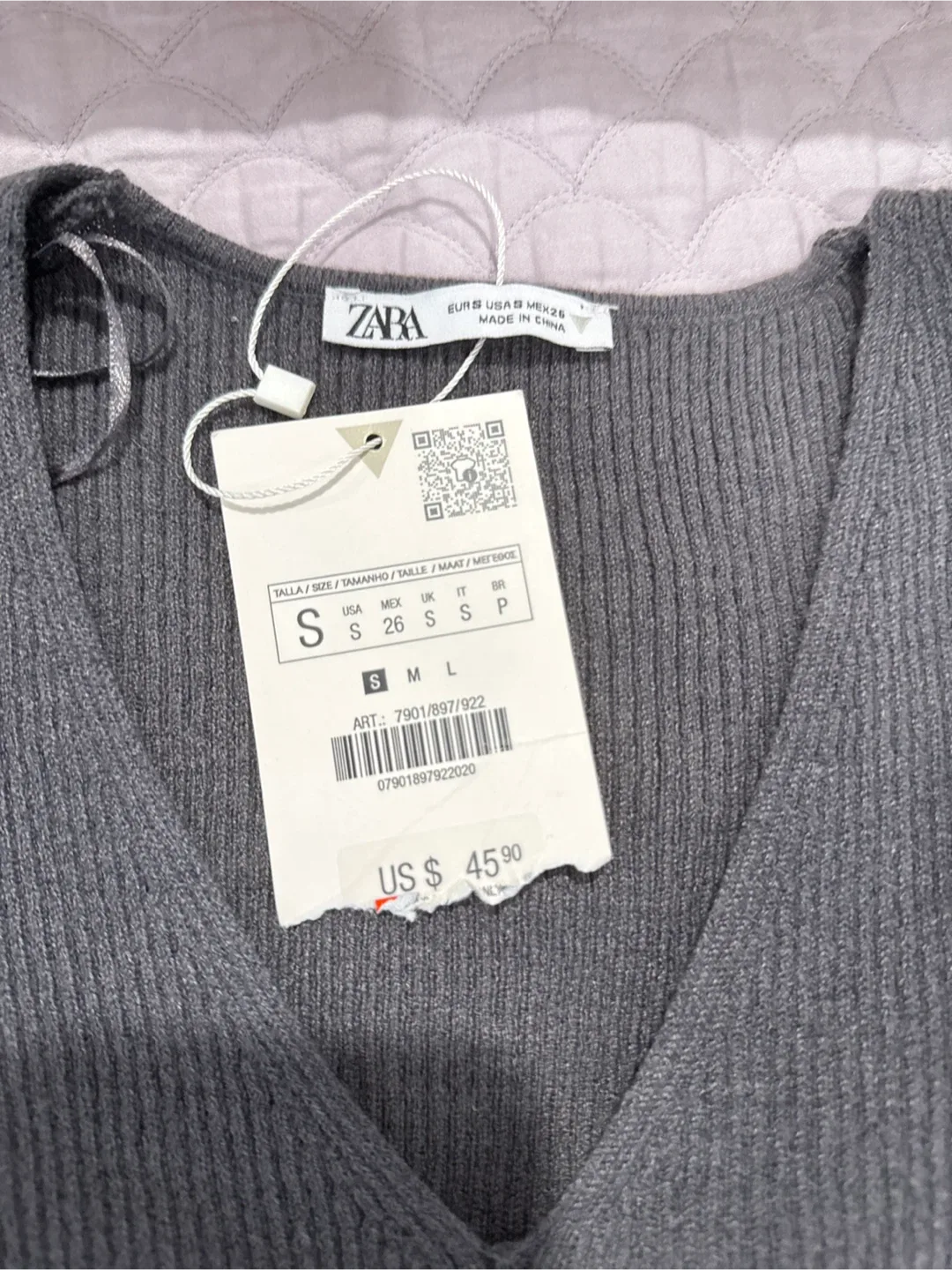 Zara Gray Knit Top with Fringe - Size S image indicator(3)