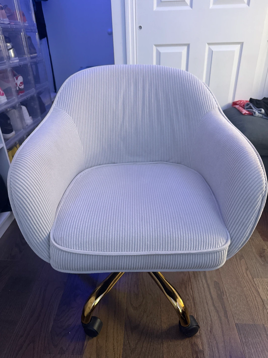 Ivory Corduroy Swivel Office Chair - photo 2