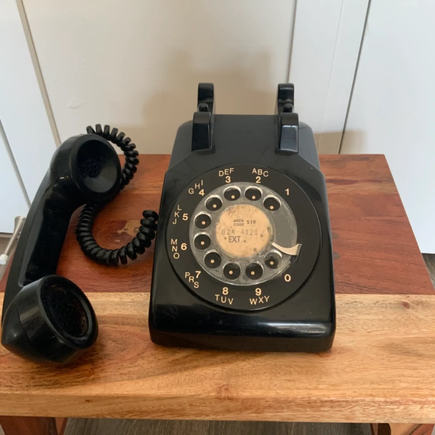 Vintage Northern Electric Rotary Phone - Black image indicator(2)
