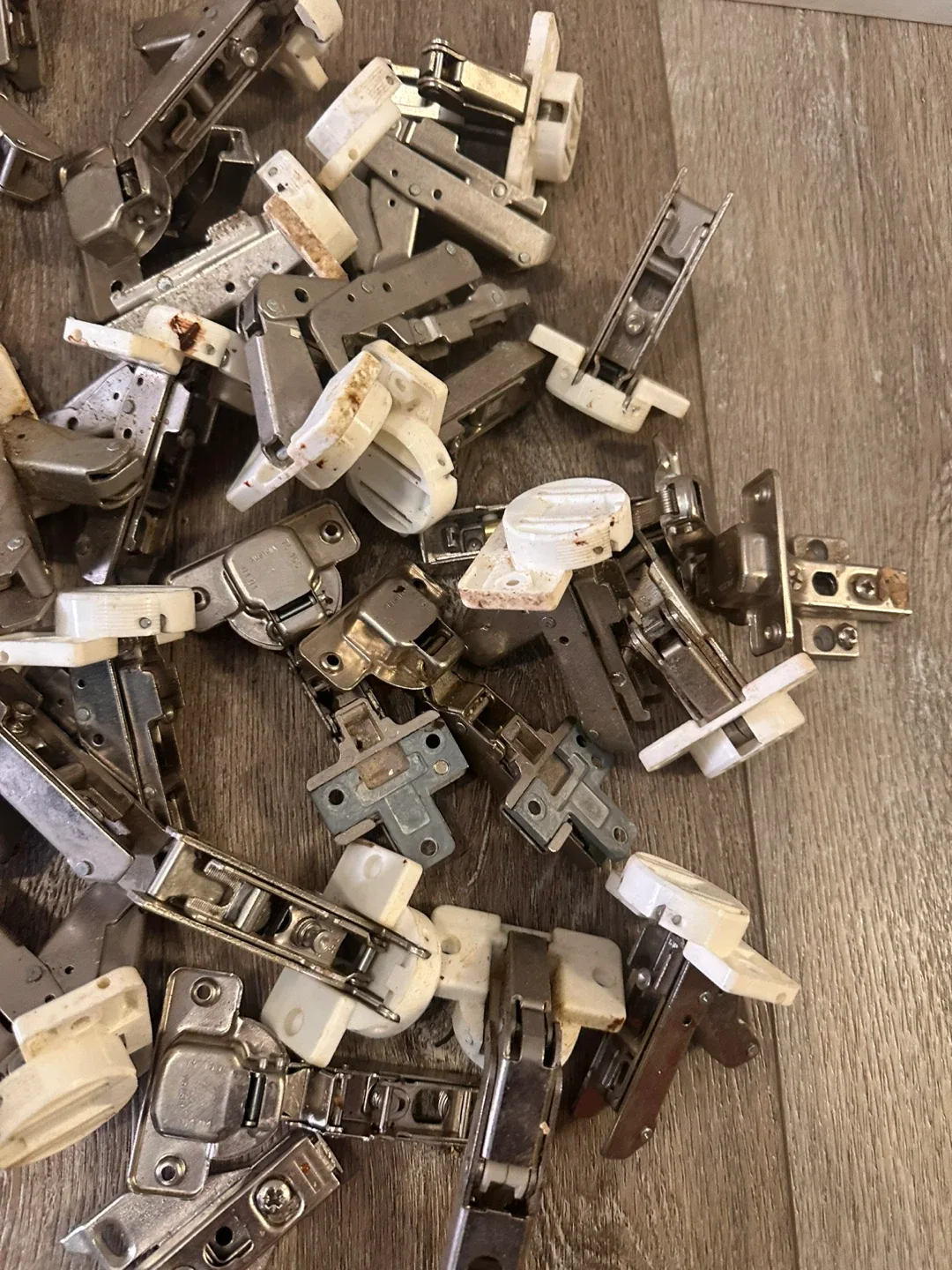 Cabinet Hinges - Used image indicator(2)