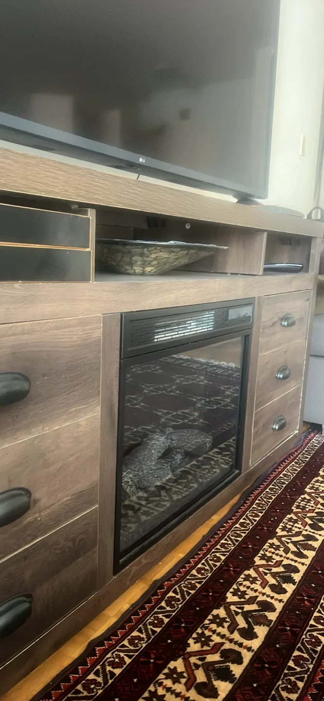 Fireplace TV Stand image indicator(2)