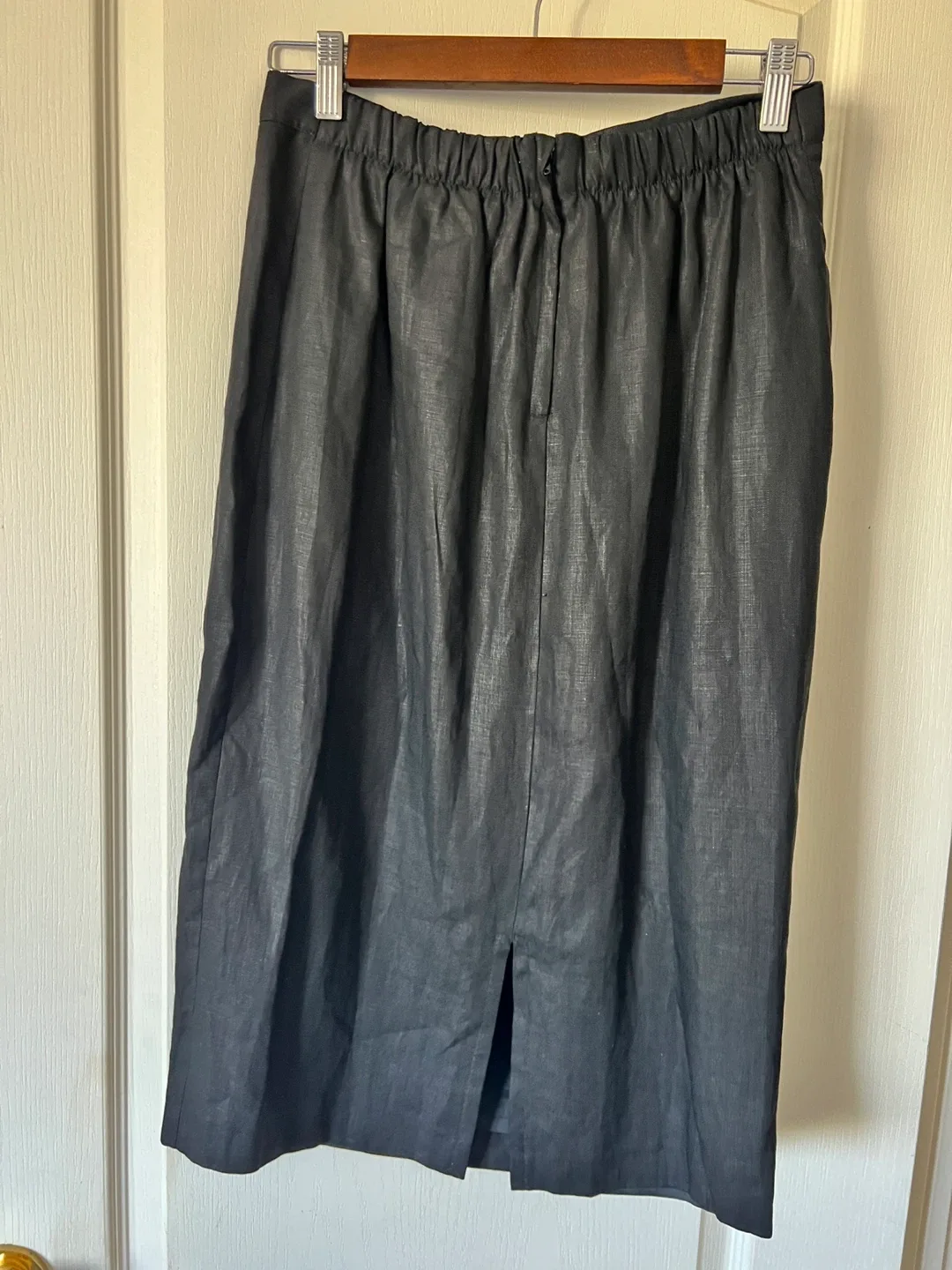 Black Linen Blend Skirt - Size 10 image indicator(2)