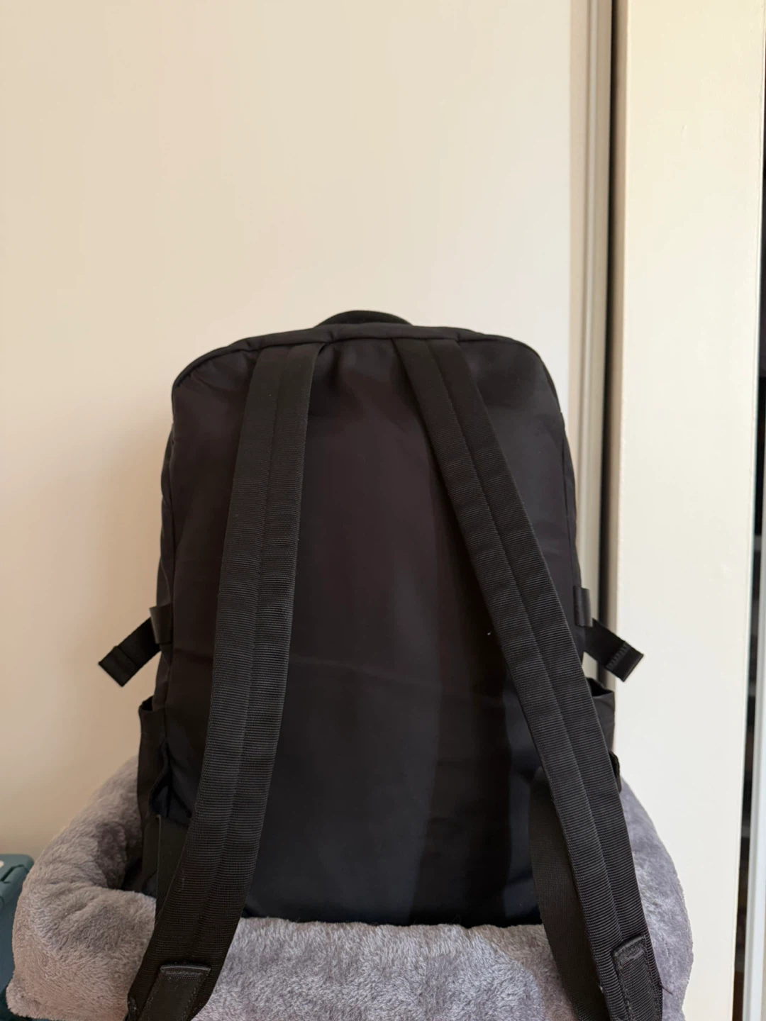 Lululemon Backpack 22L - Black - photo 2