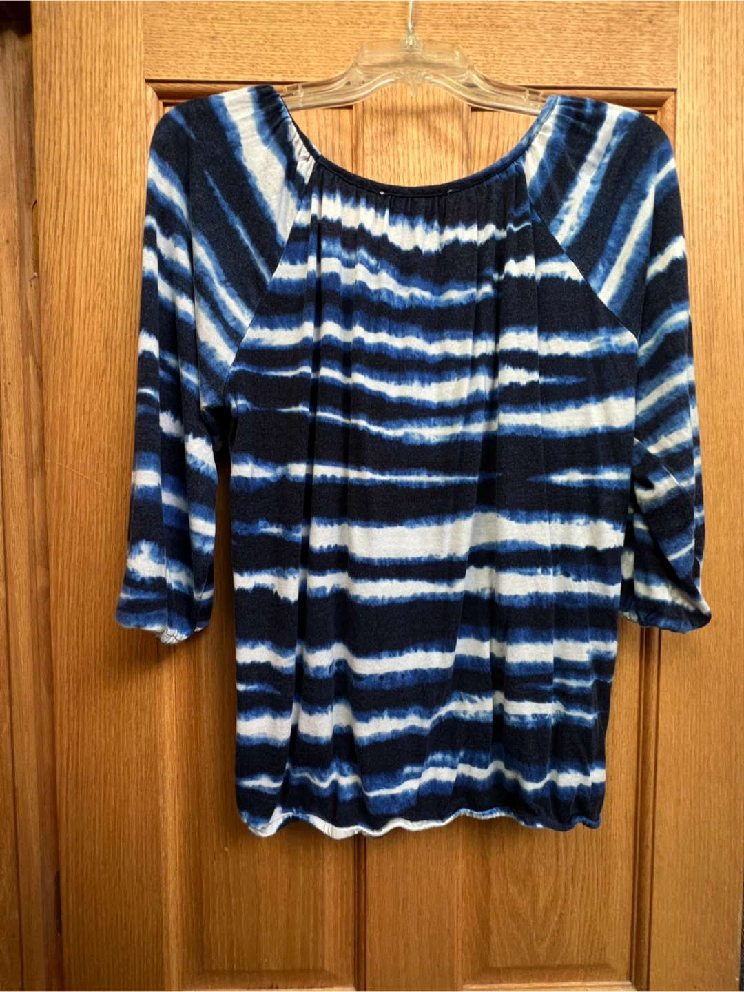 Michael Kors women's top featuring a blue and white tie-dye. 🧡 - photo 2