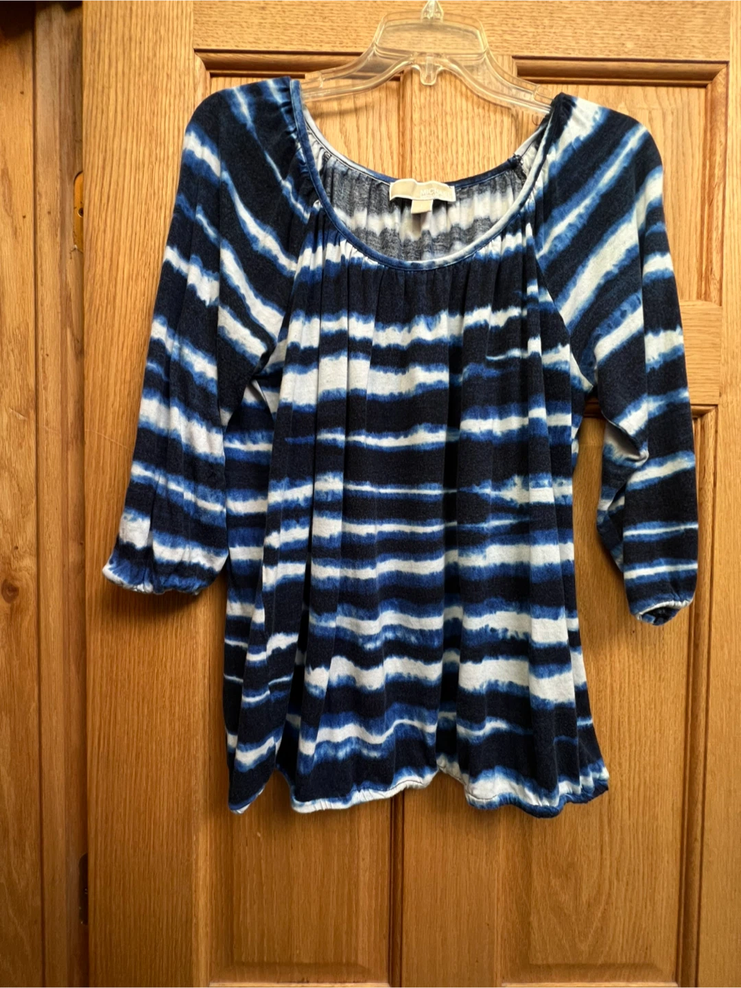 Michael Kors women's top featuring a blue and white tie-dye. 🧡