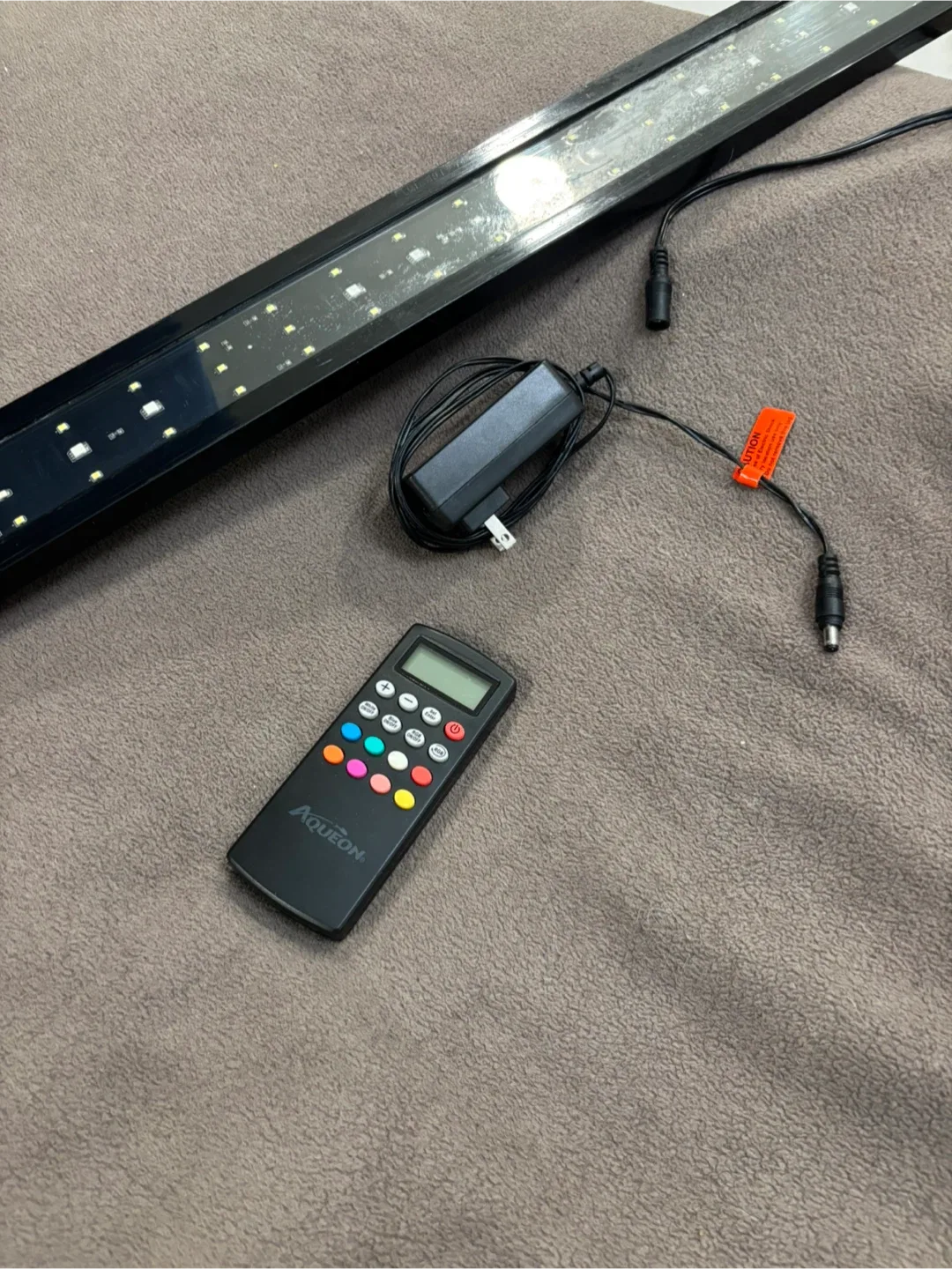 Aqueon OptiBright Aquarium LED Light Fixture with Remote image indicator(3)